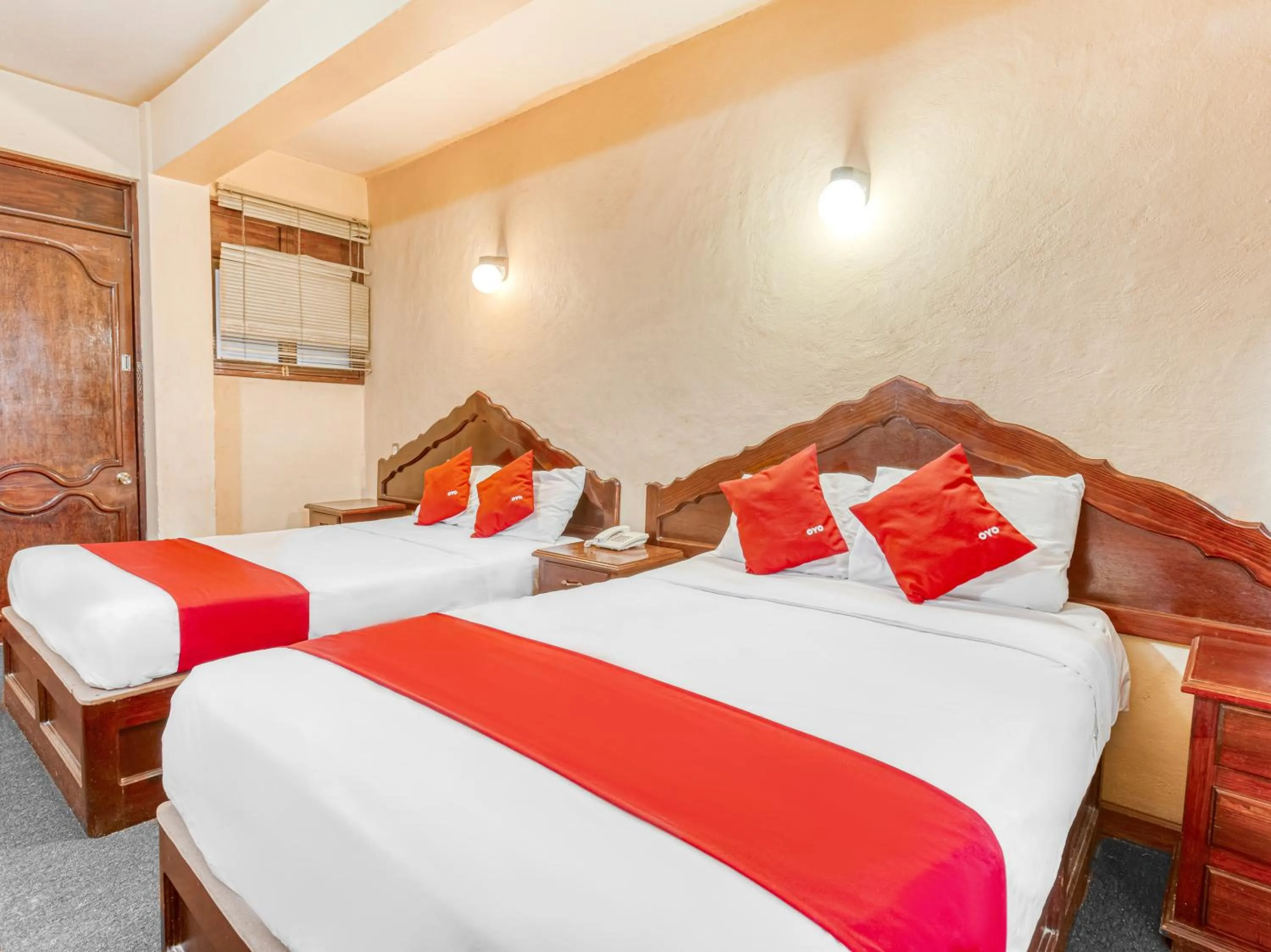 Bedroom, Bed in Hotel Esperanza, Oaxaca Centro