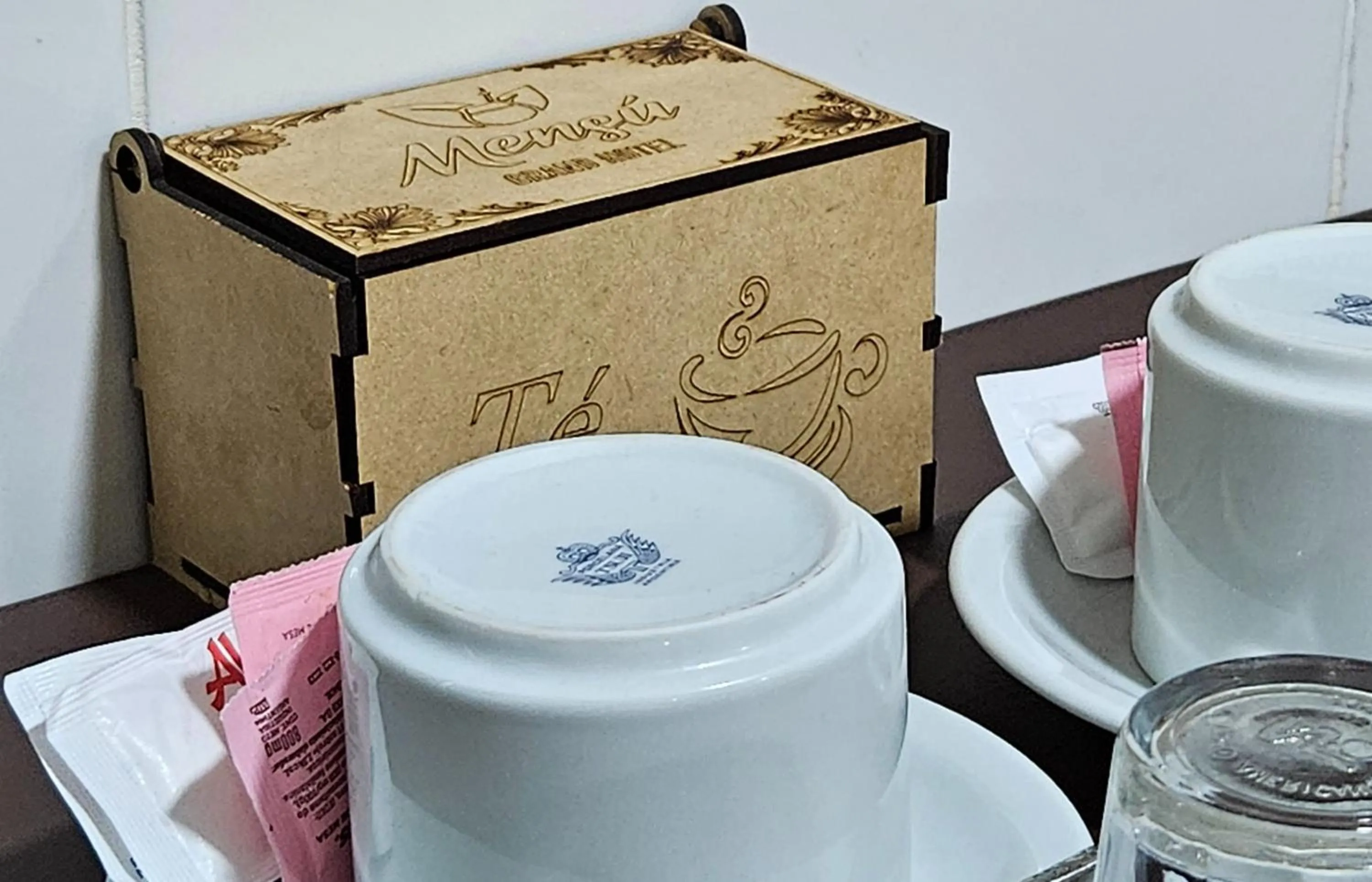 Coffee/tea facilities in Mensú Grand Hotel