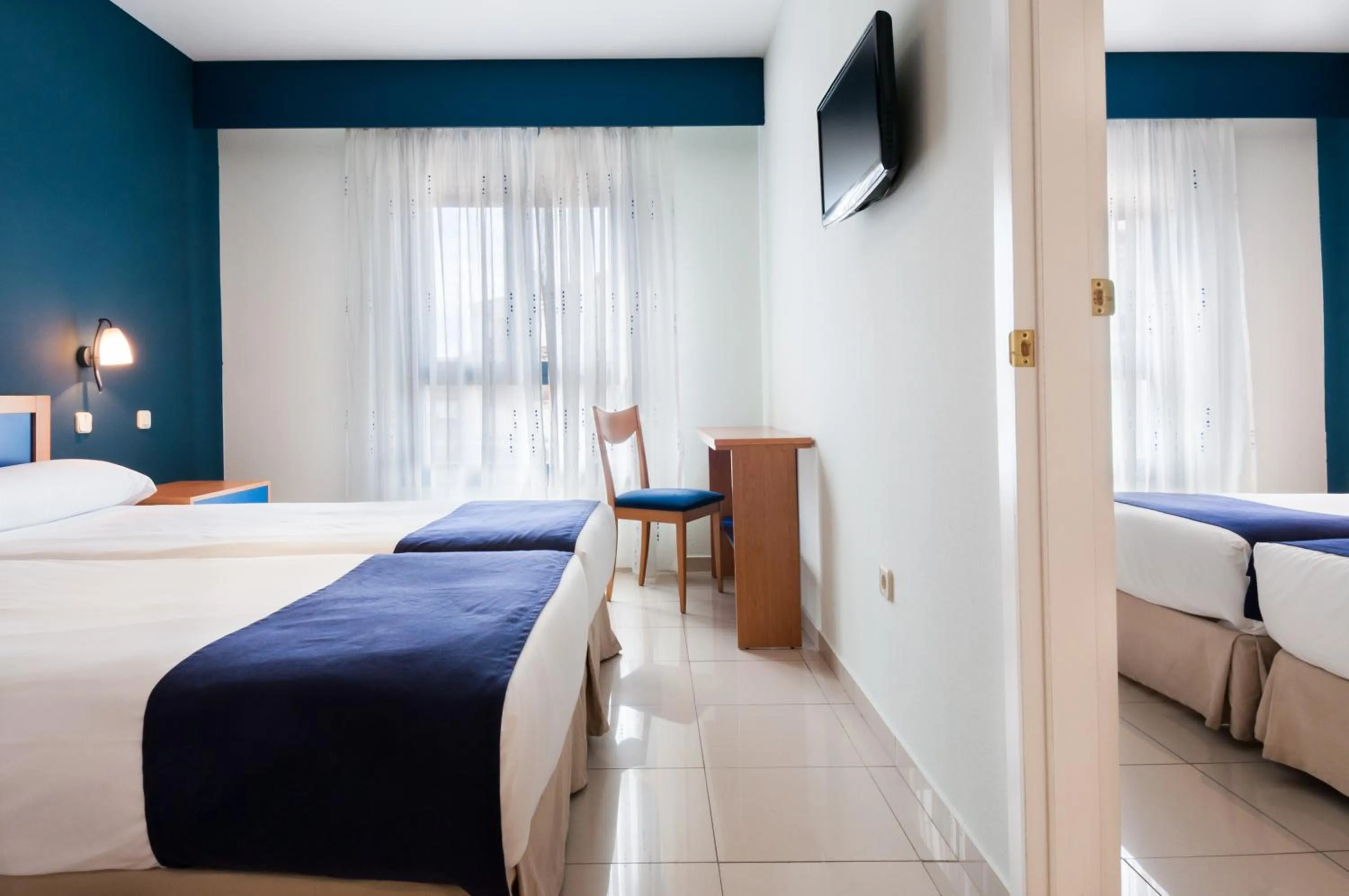 Photo of the whole room in Hotel Villa De Pinto