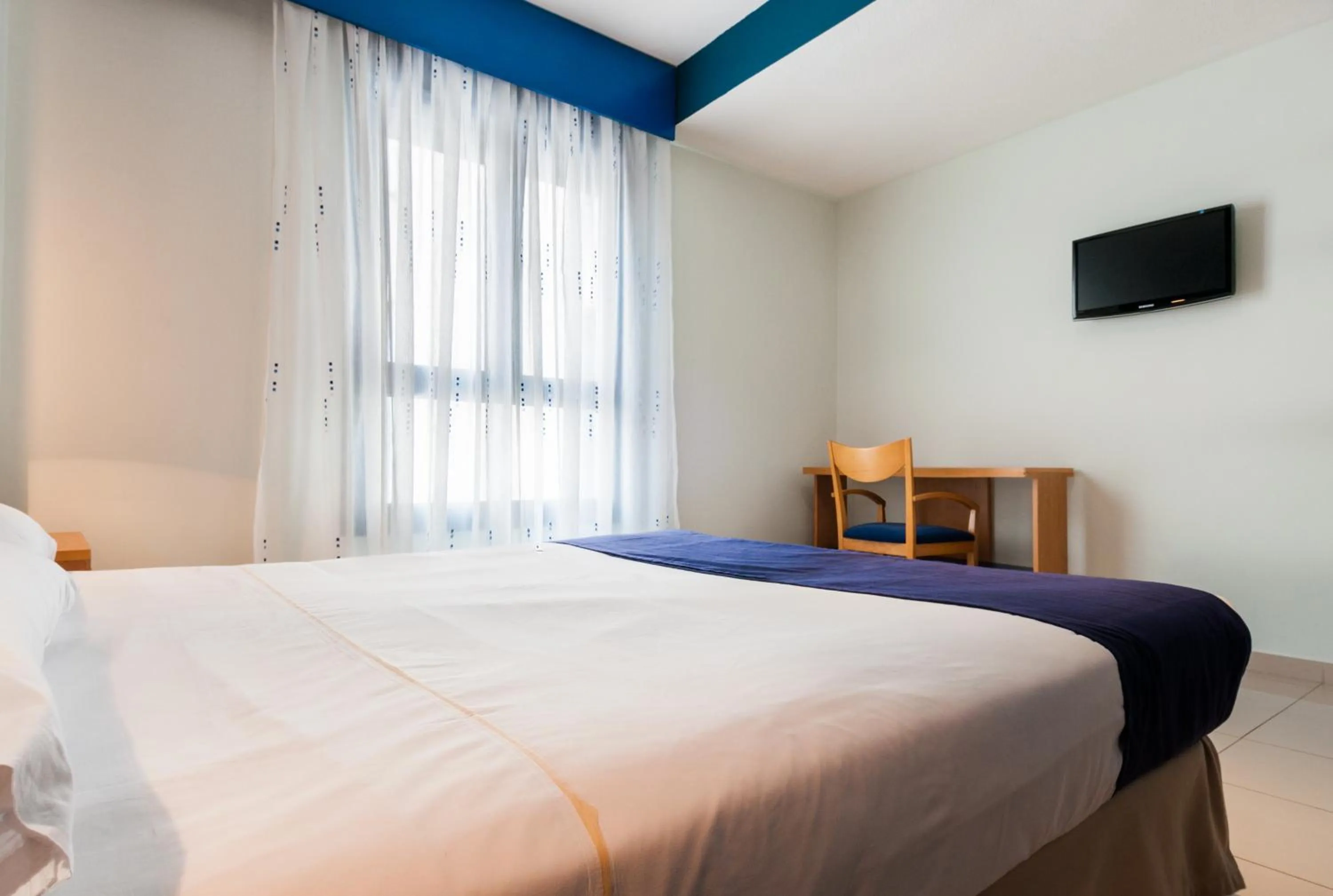 Photo of the whole room in Hotel Villa De Pinto