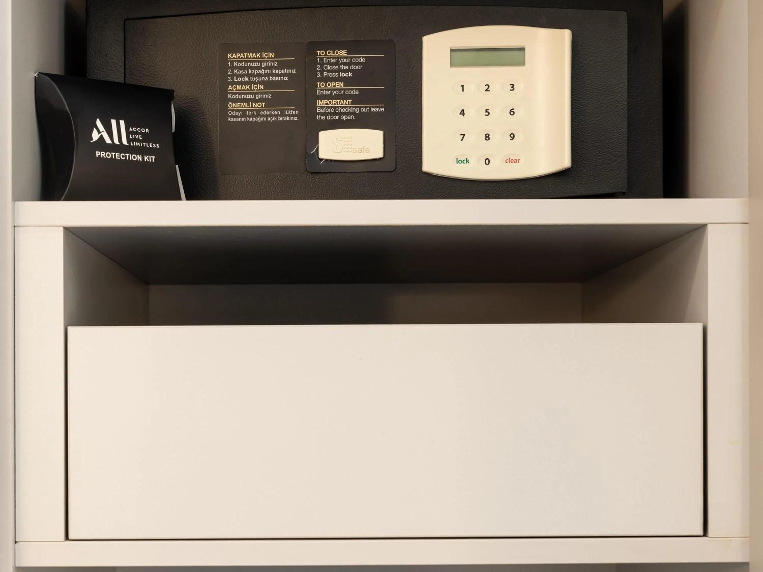 Bedroom in The Artisan Hotel Istanbul - MGallery Collection