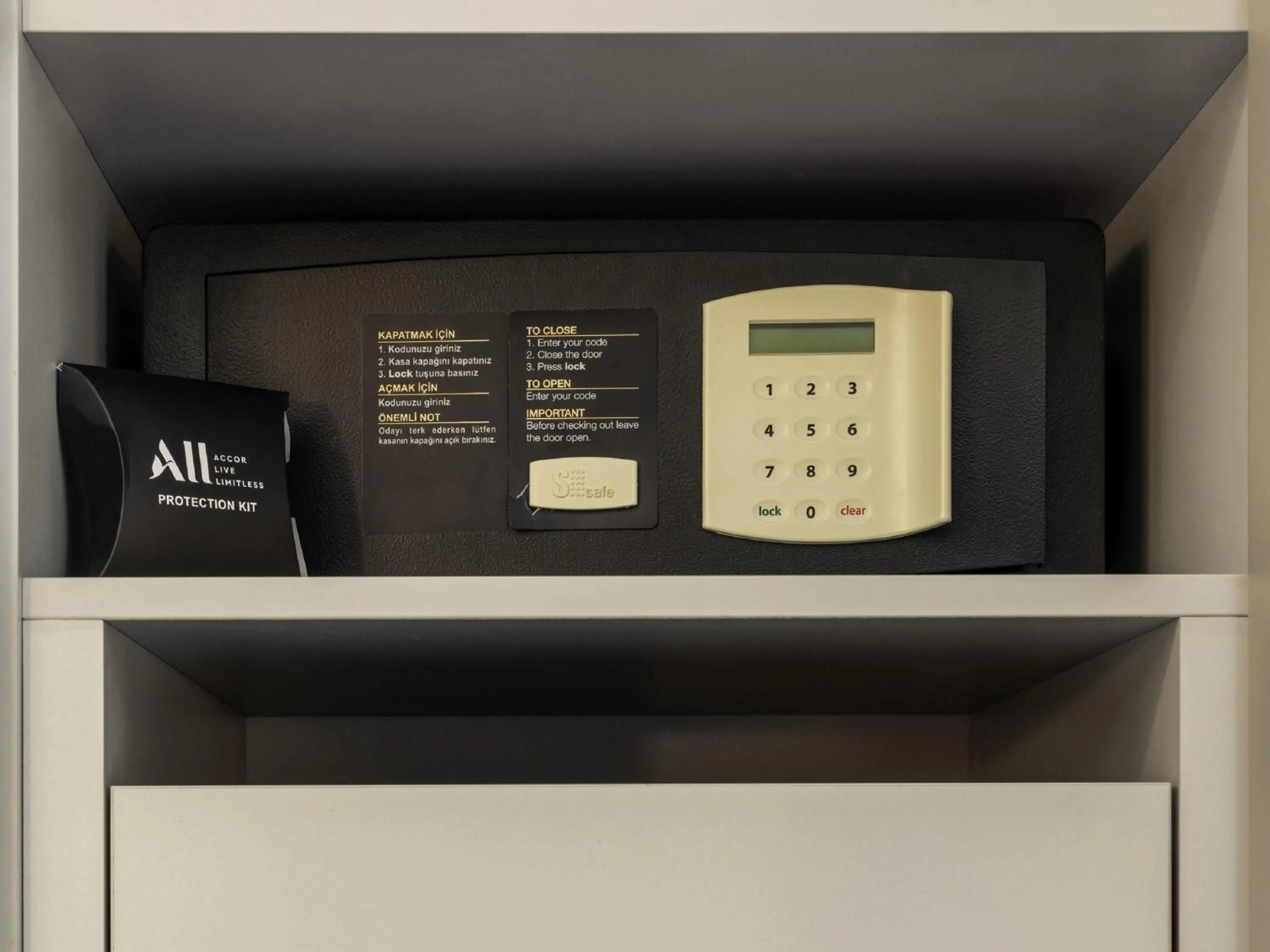 Bedroom in The Artisan Hotel Istanbul - MGallery Collection