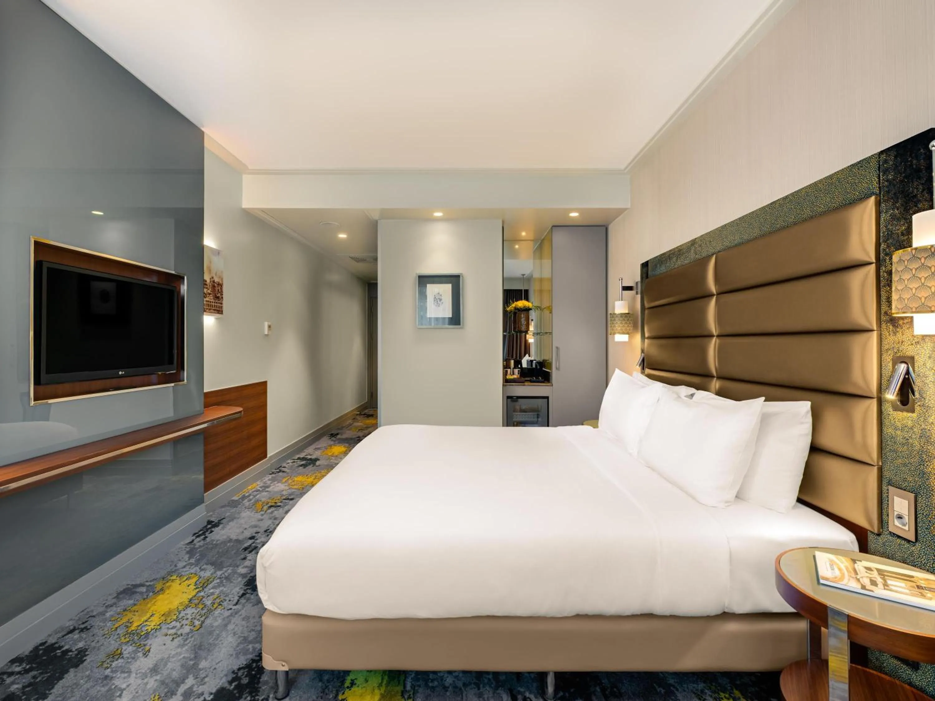 Bedroom, Bed in The Artisan Hotel Istanbul - MGallery Collection