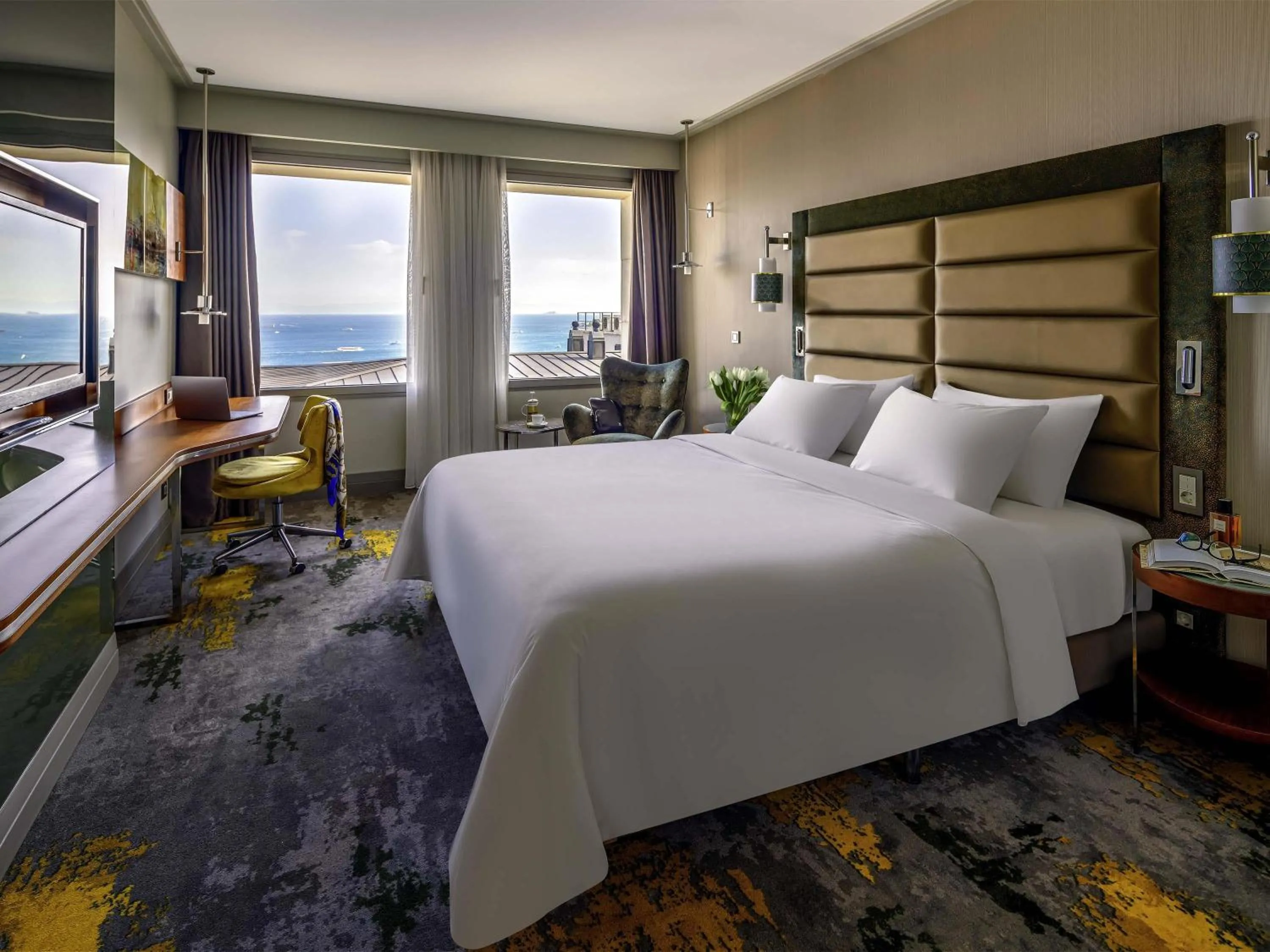 Bedroom, Bed in The Artisan Hotel Istanbul - MGallery Collection