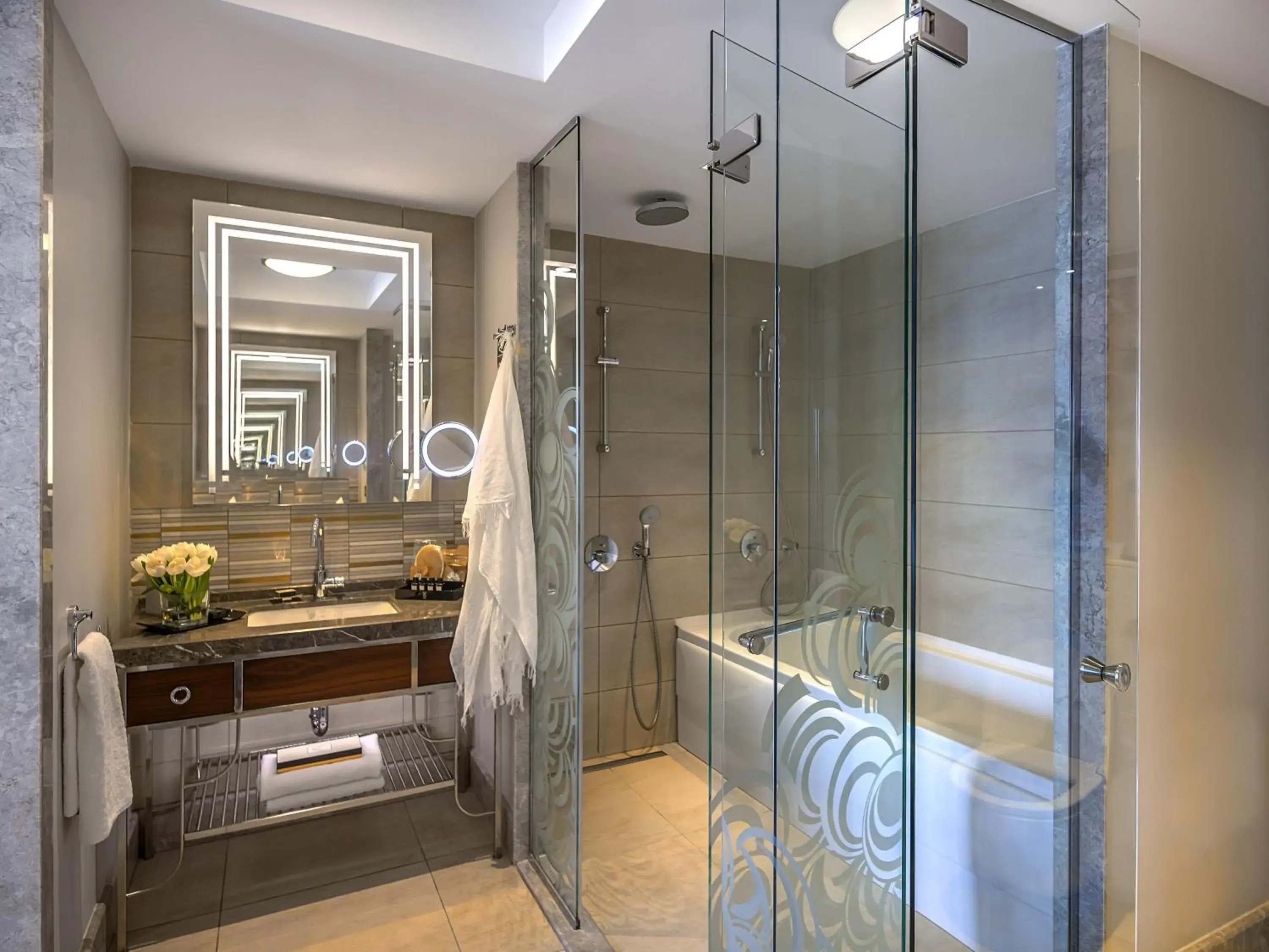 Bedroom in The Artisan Hotel Istanbul - MGallery Collection Bedroom in The Artisan Hotel Istanbul - MGallery Collection