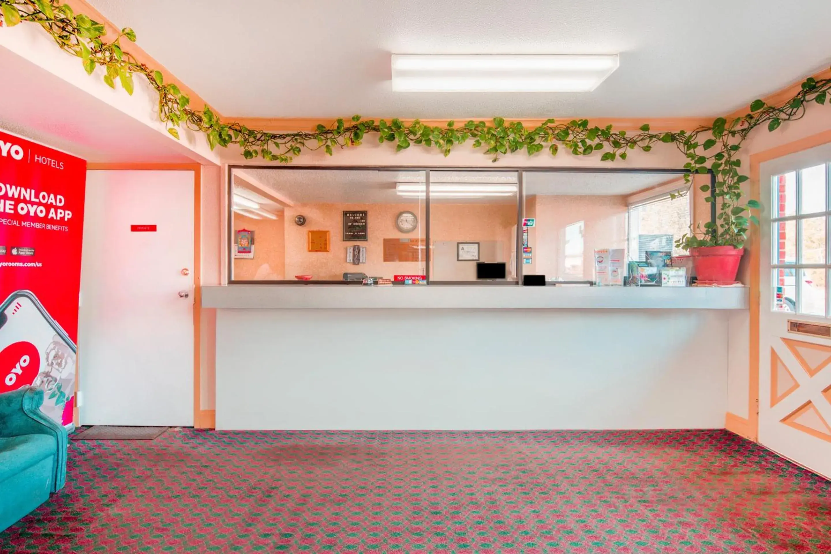 Lobby or reception in OYO Hotel Durham West Hills Lobby or reception in OYO Hotel Durham West Hills