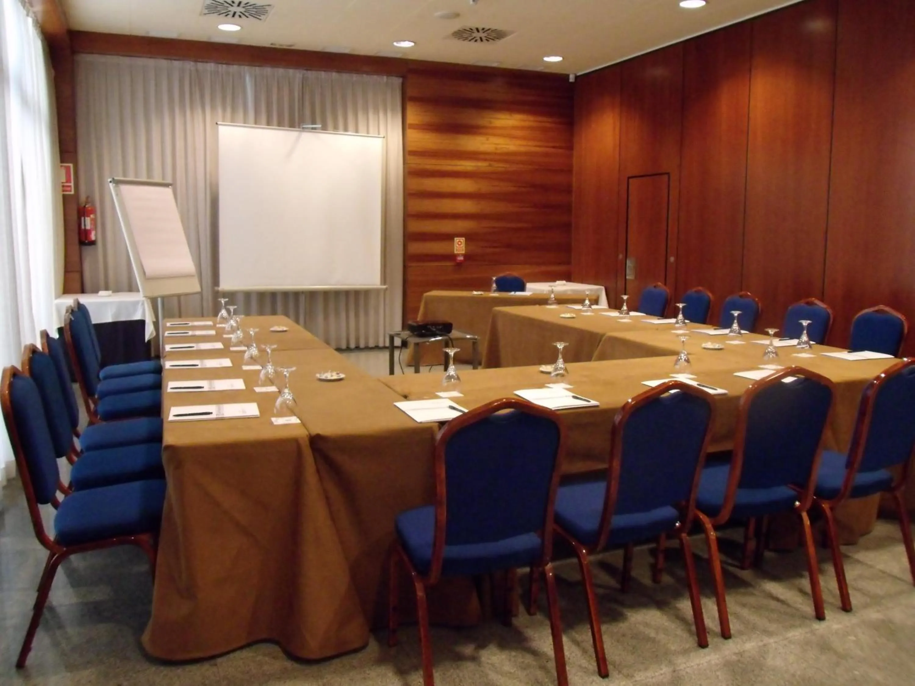 Business facilities in Eco Via Lusitana