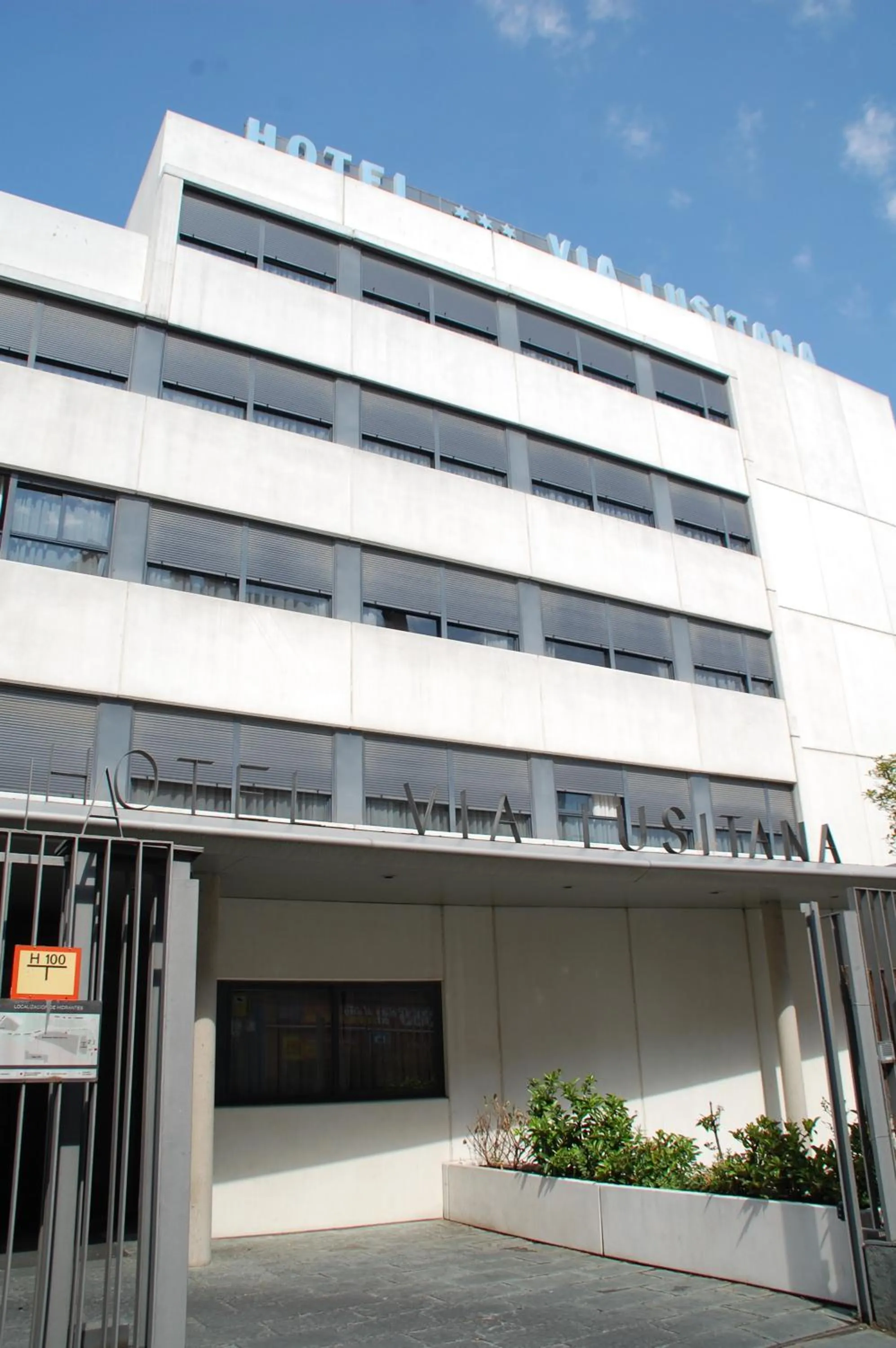 Facade/entrance in Eco Via Lusitana