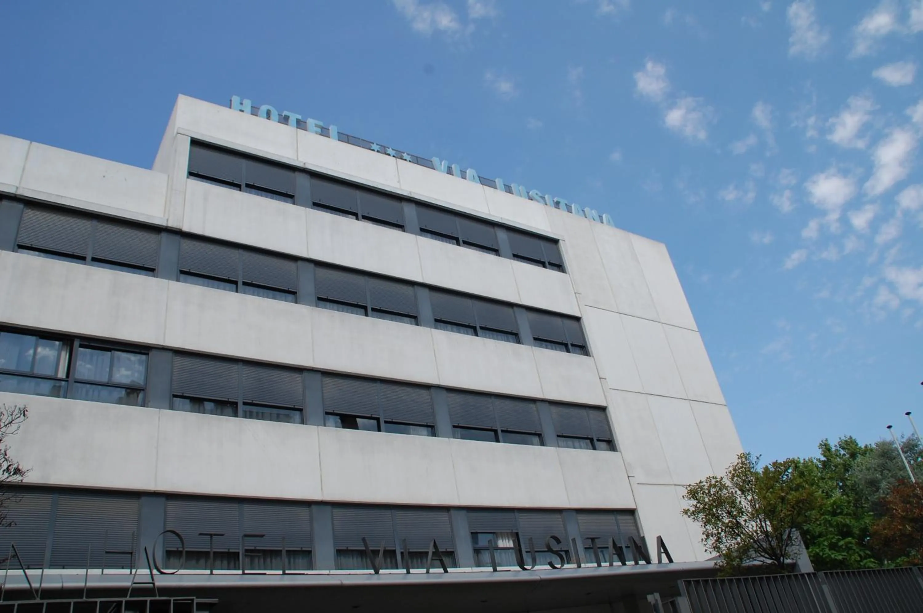 Facade/entrance in Eco Via Lusitana