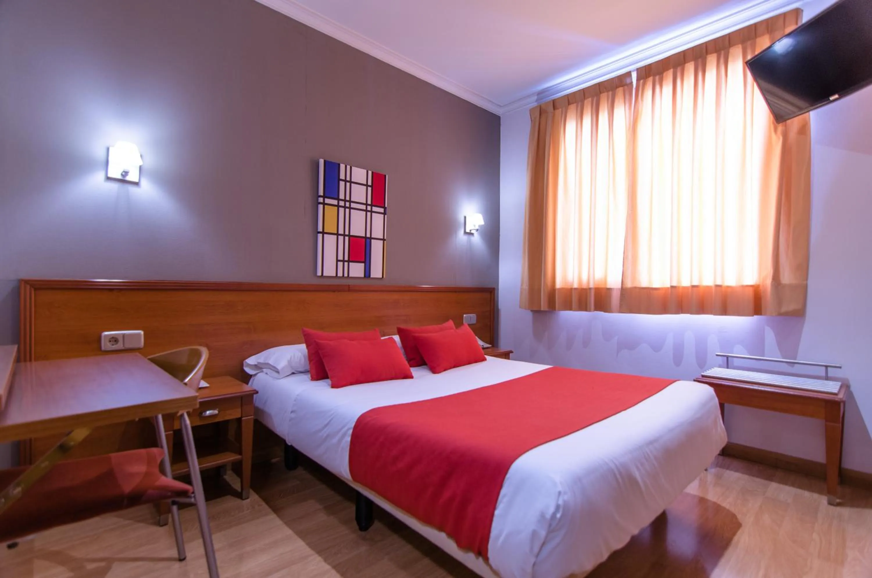 Photo of the whole room, Bed in Hostal Persal