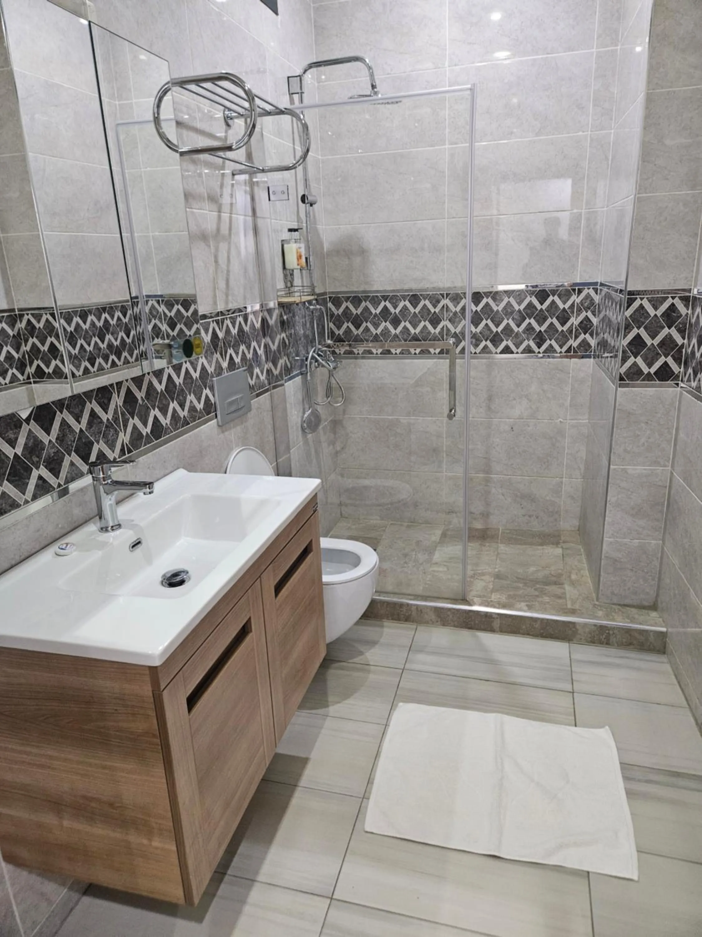 Bathroom in MARINA APPART Hôtel