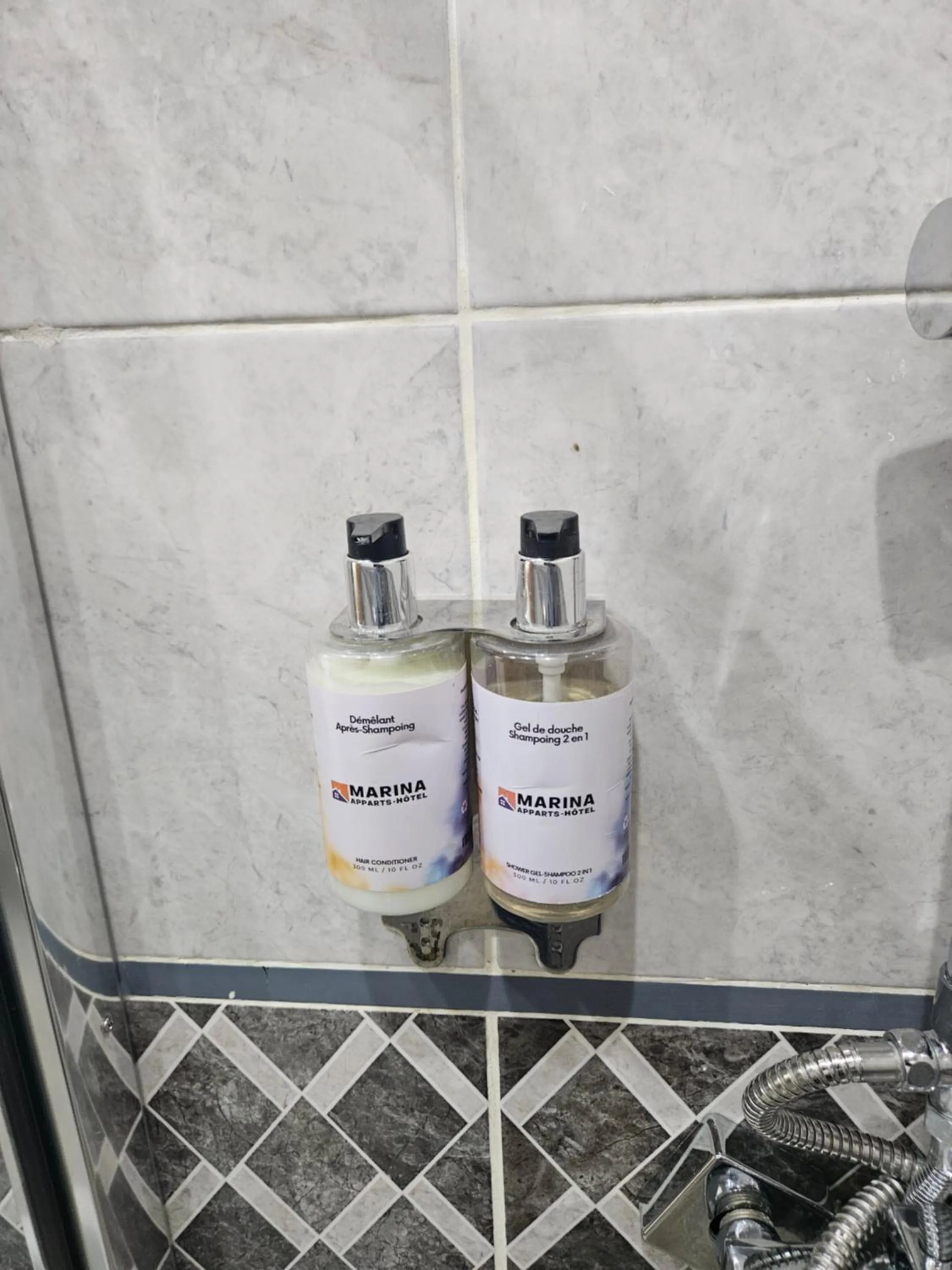 Bathroom in MARINA APPART Hôtel