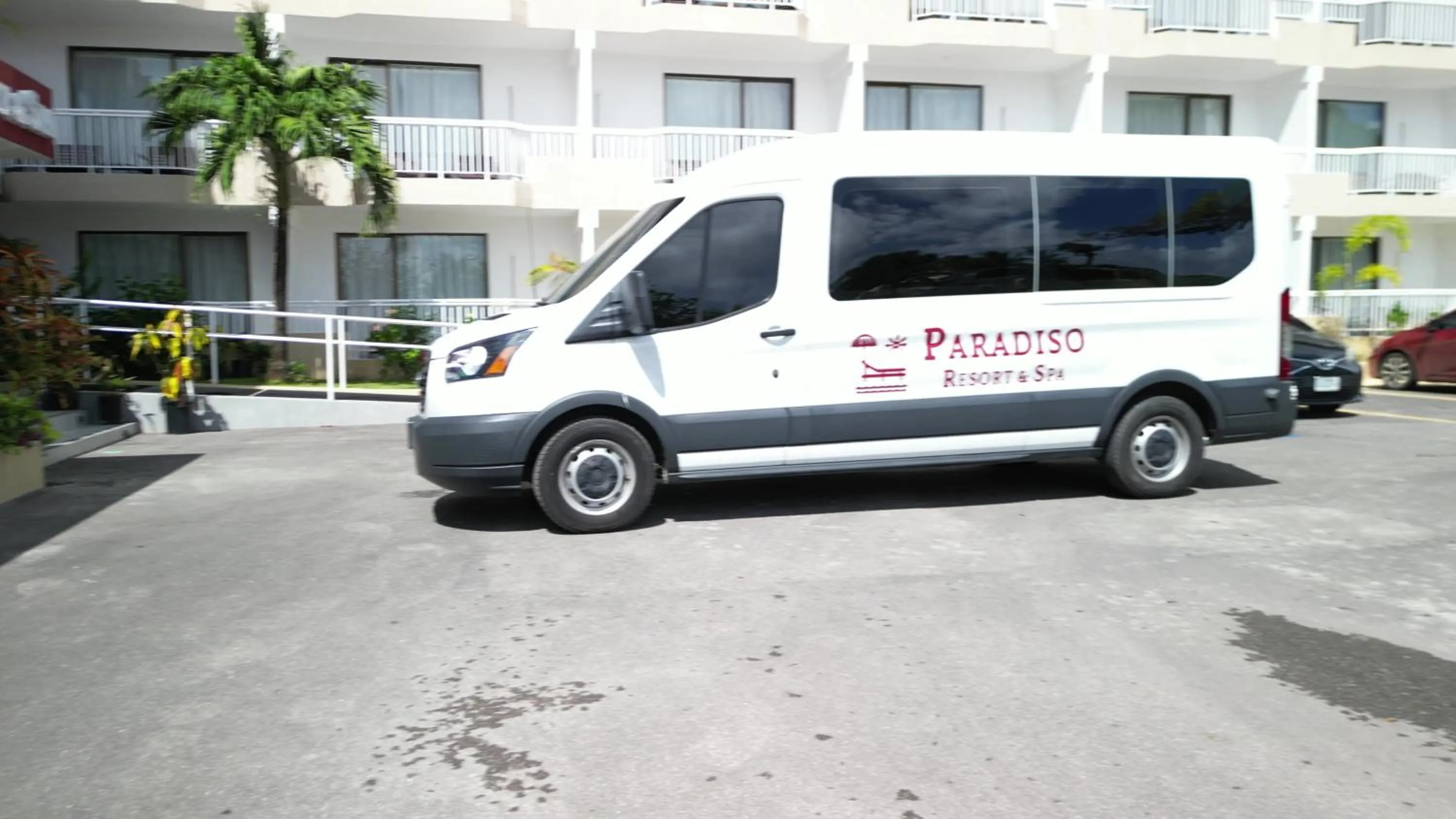 shuttle in Paradiso Resort & Spa