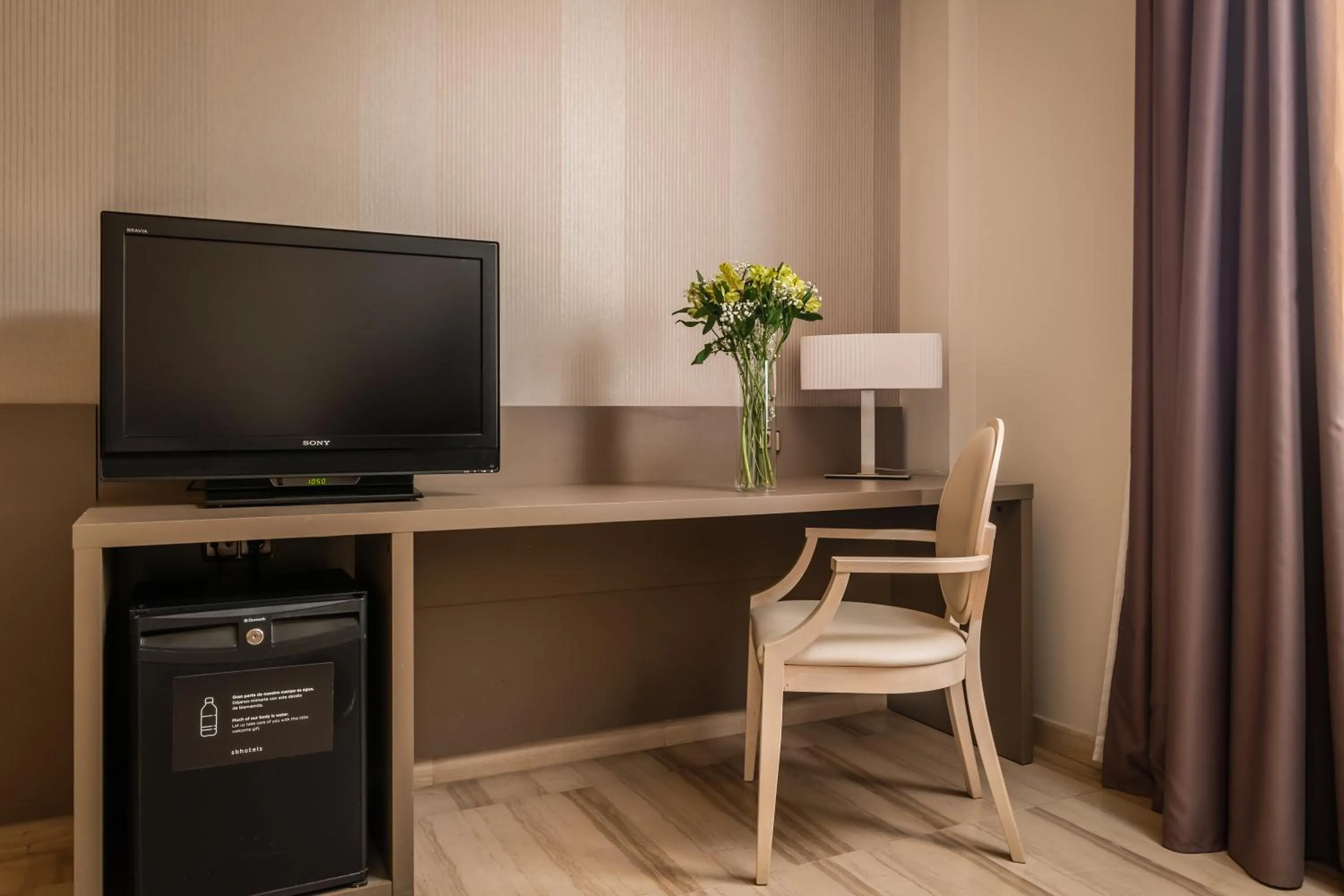 TV and multimedia in Hotel SB Ciutat Tarragona