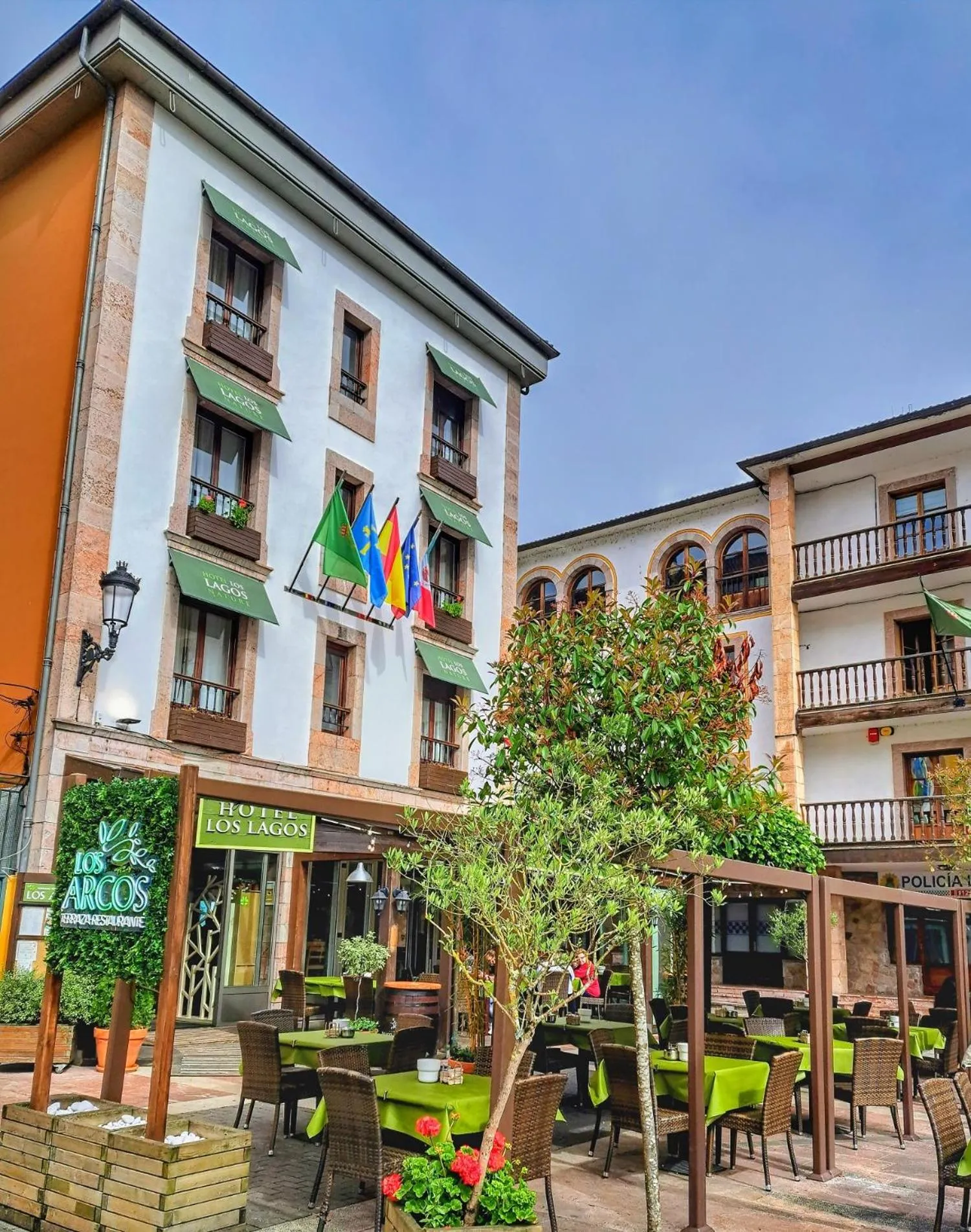 Property building in Hotel Los Lagos Nature