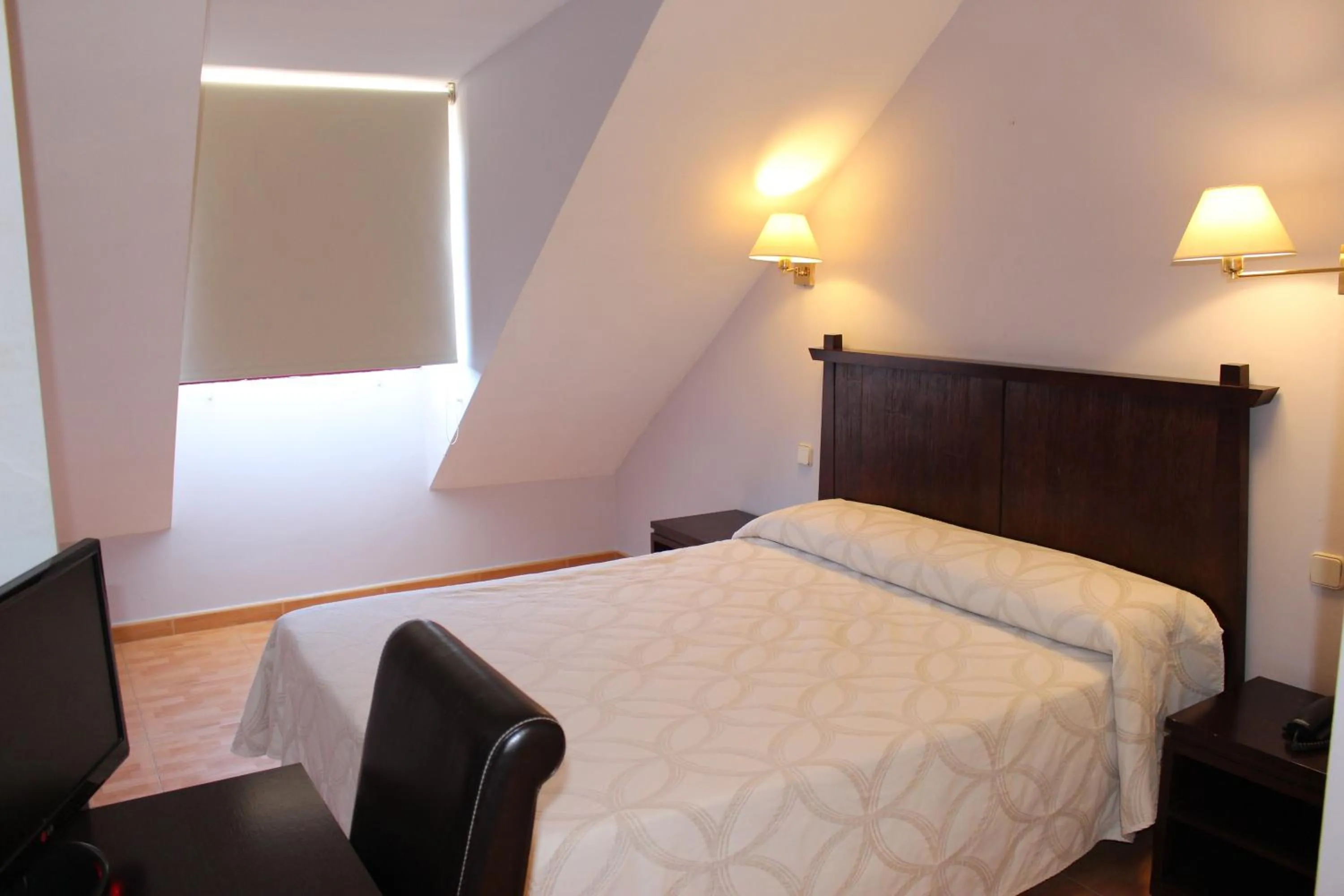 Photo of the whole room in Apartahotel Villa de Parla