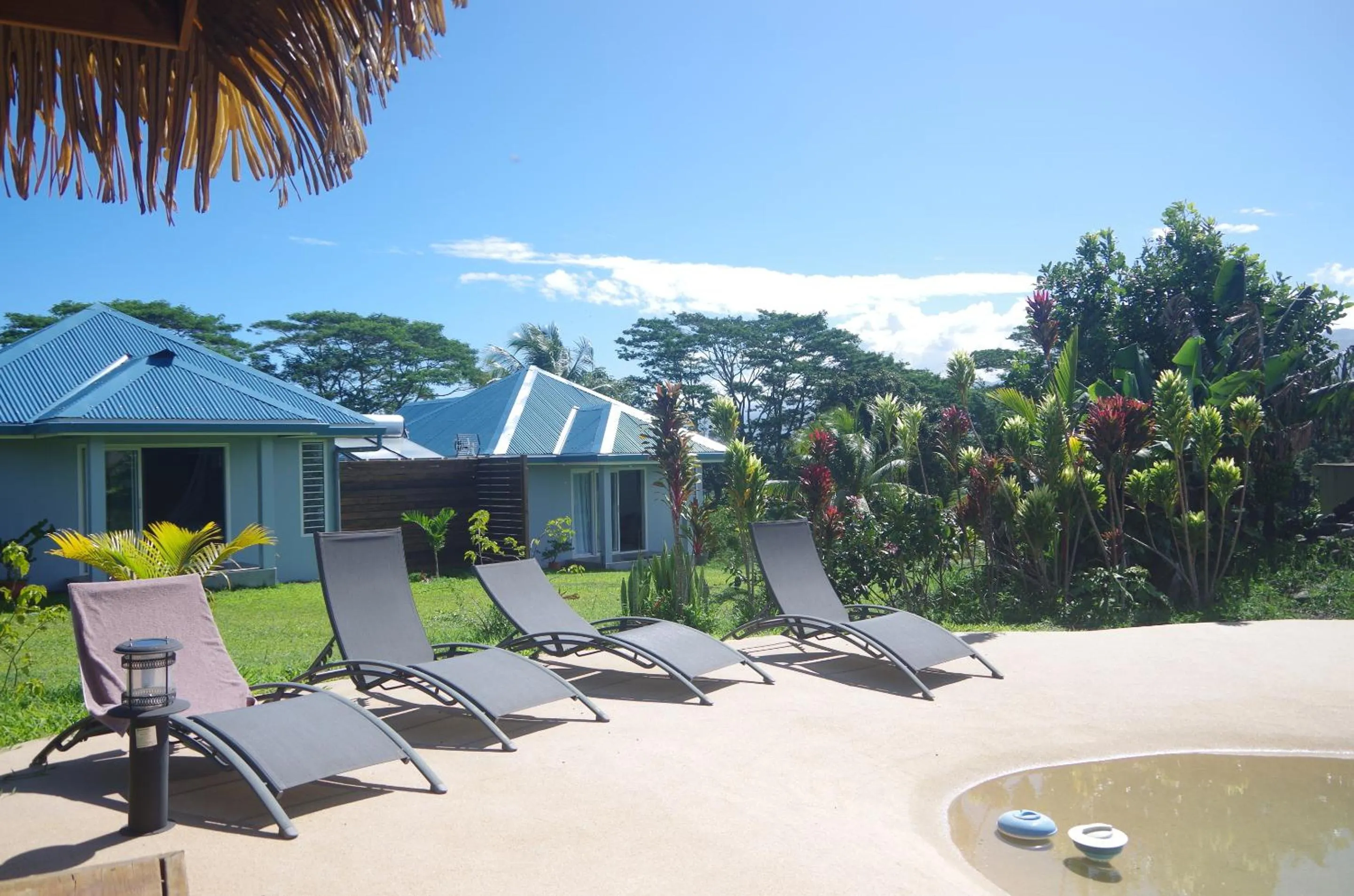 Pool view in Vai Iti Lodge