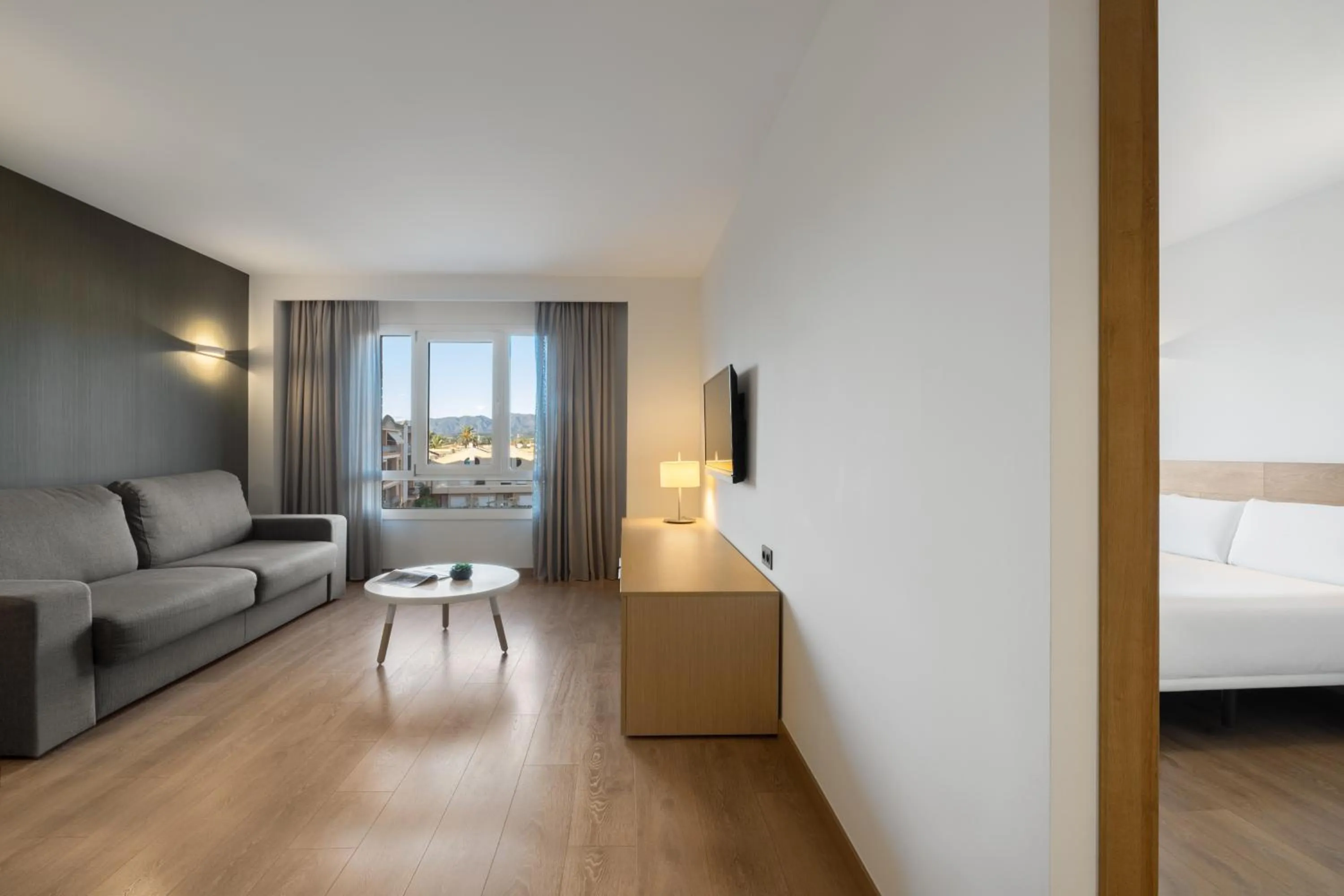 Living room, Bed in Hotel SB Corona Tortosa