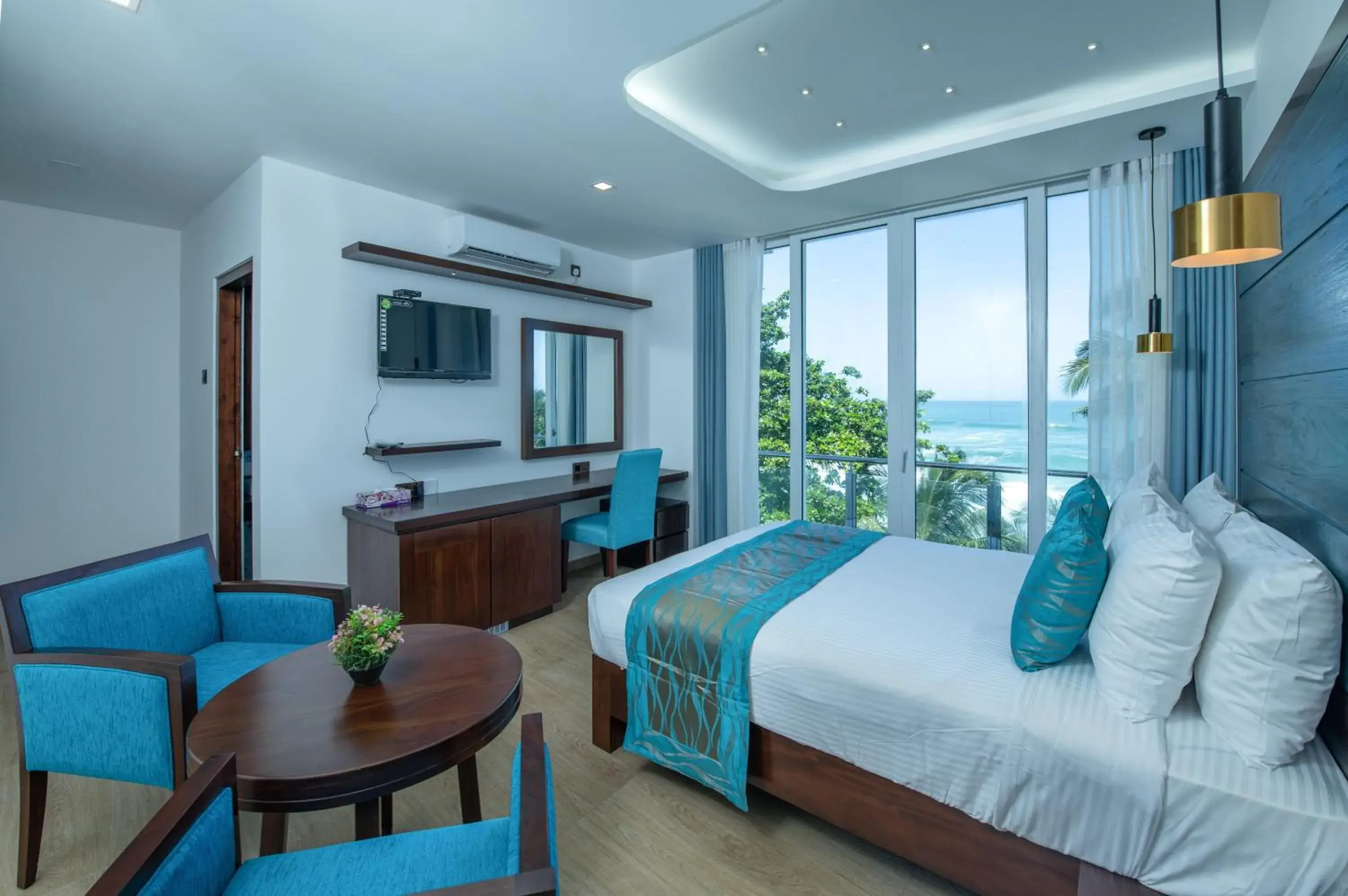 Deluxe Double Room with Sea View - single occupancy in Grand Samudra Hotel Deluxe Double Room with Sea View - single occupancy in Grand Samudra Hotel