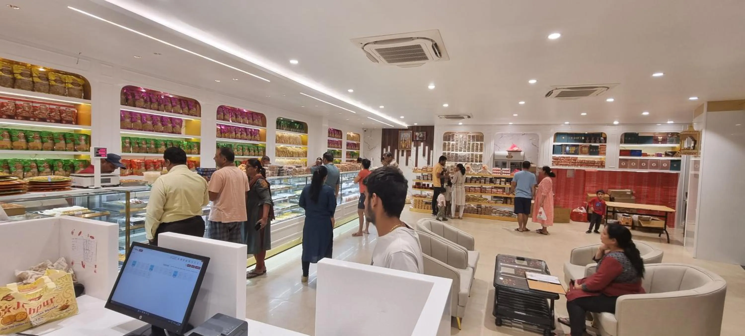 On-site shops in Babuji Jodhpur Palace