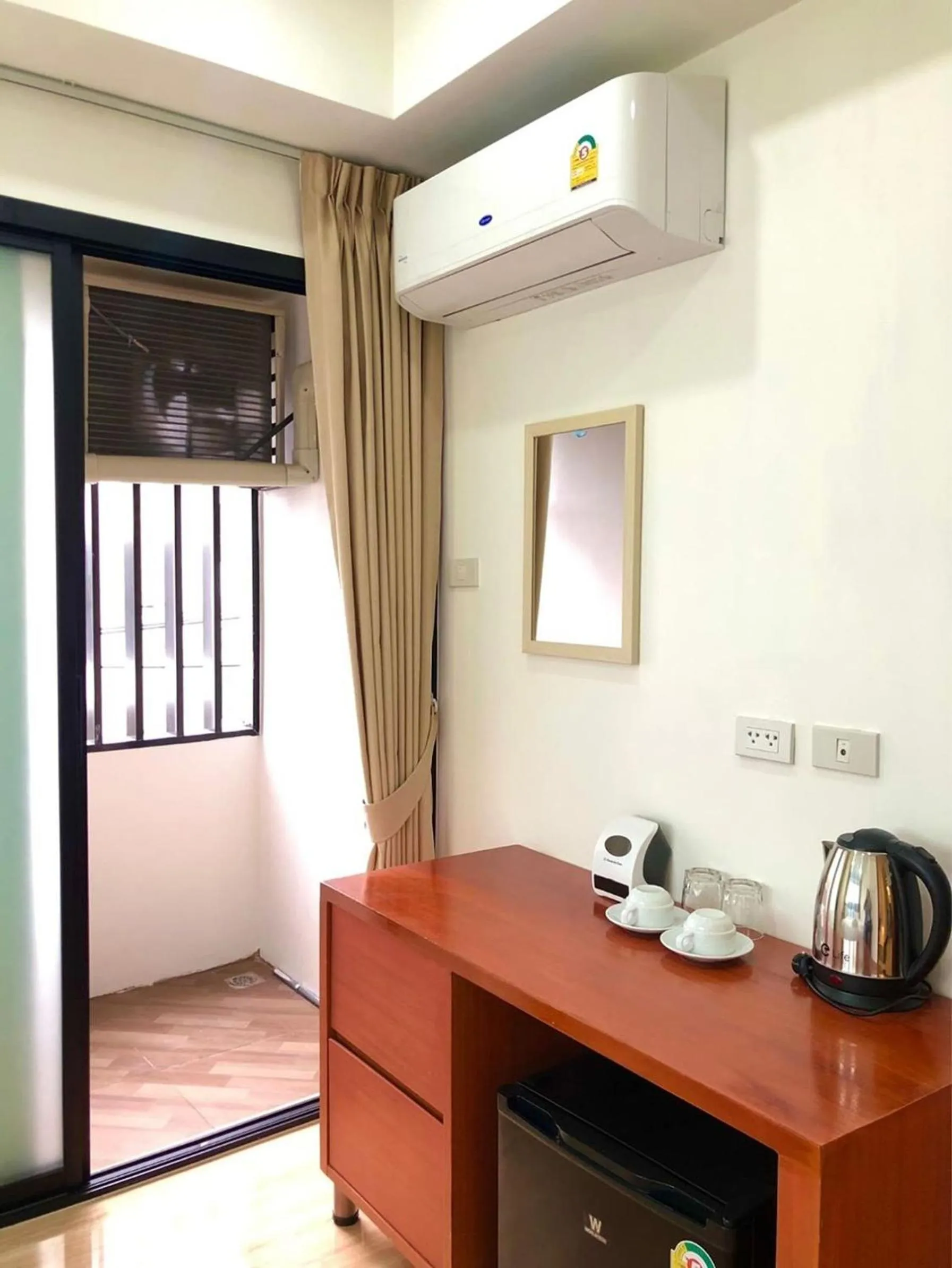 air conditioner in The Lodge Pattaya