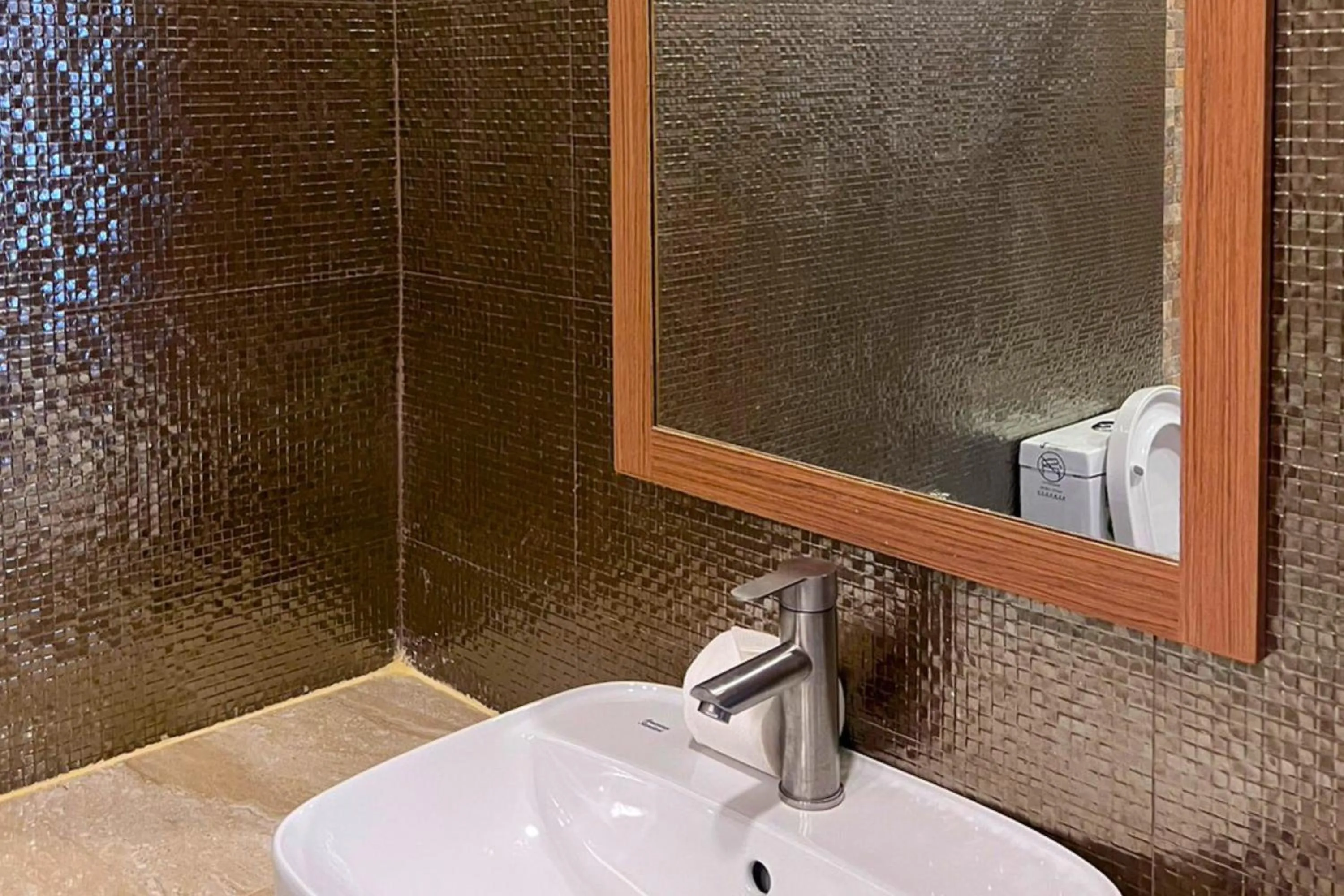 Bathroom in The Lodge Pattaya