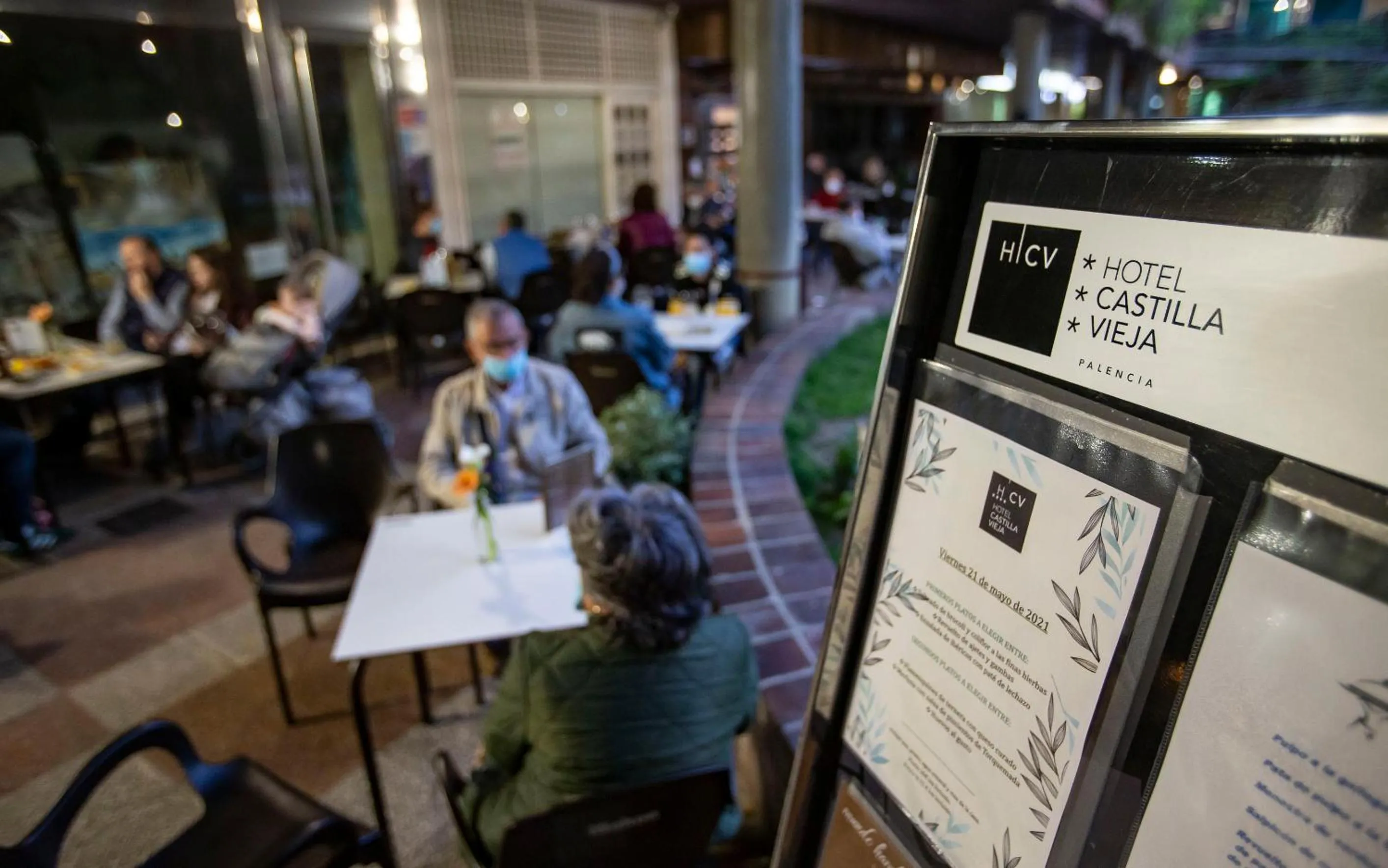 Restaurant/places to eat in Hotel Castilla Vieja