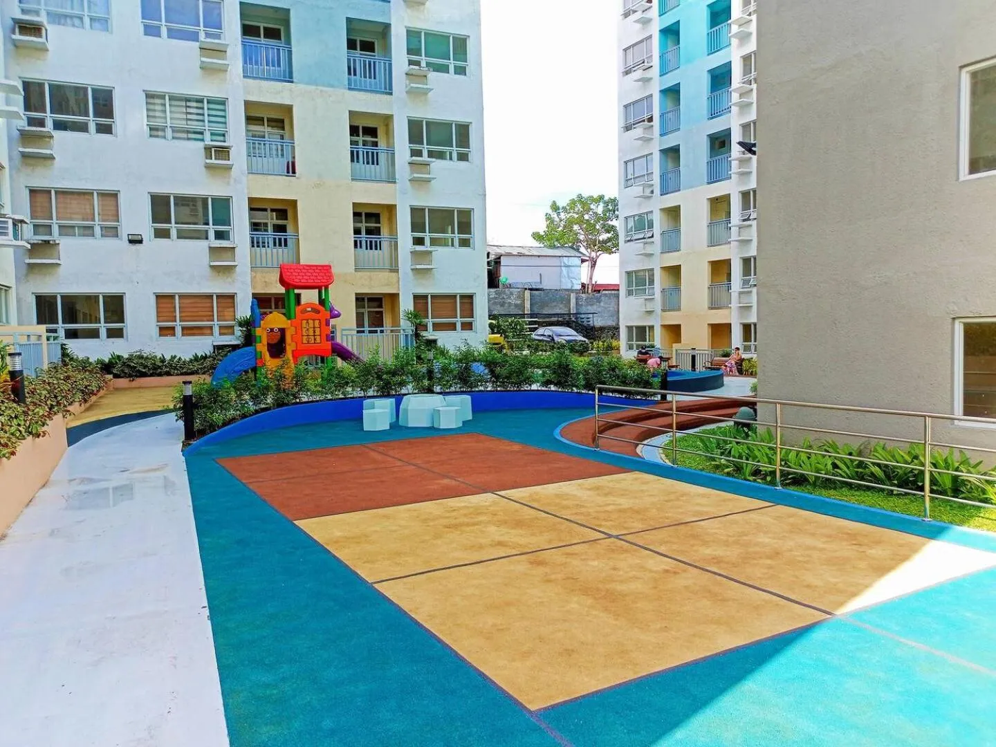 Property building in 4th- Sea View of Seawind Condominium