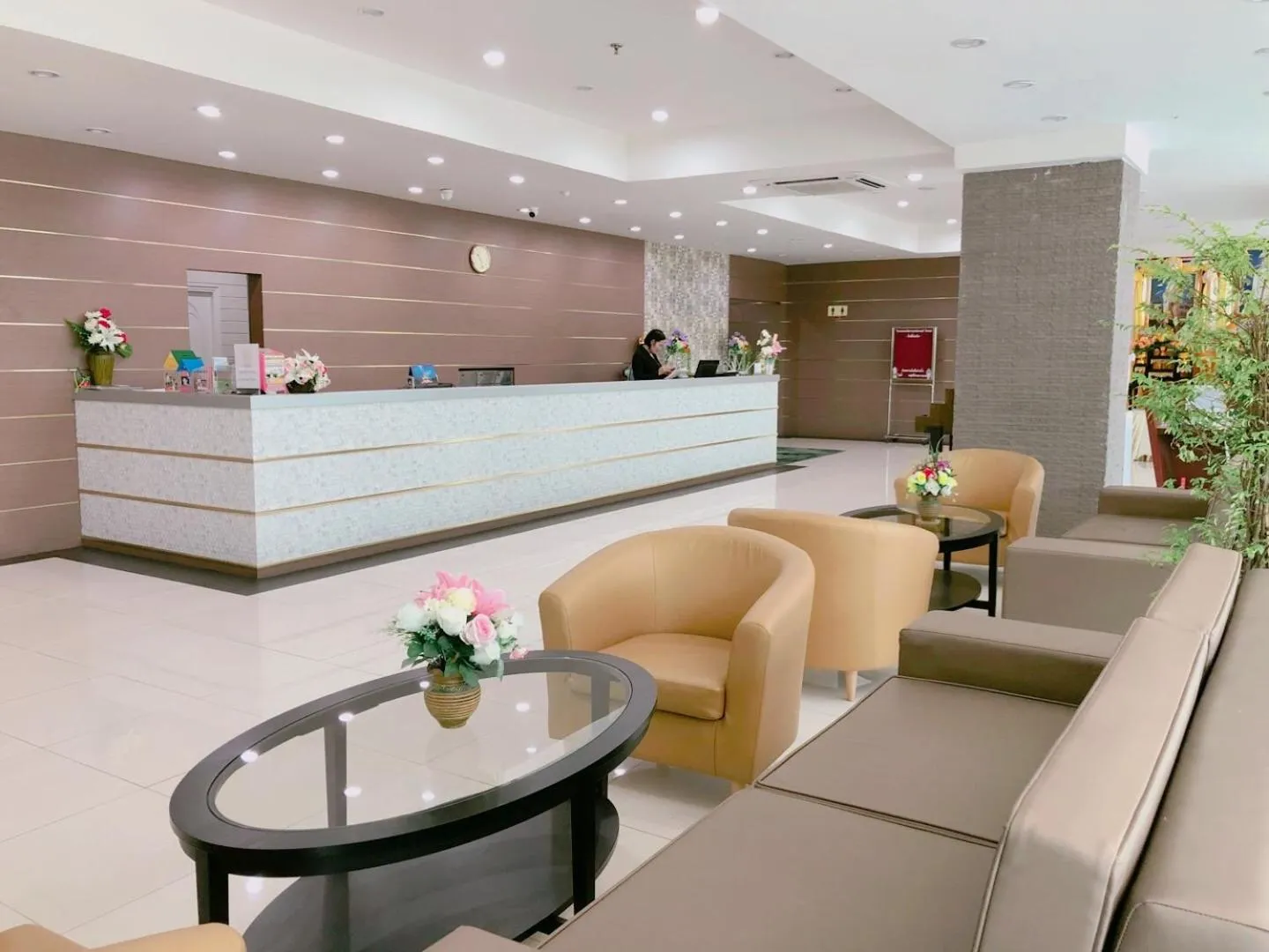 Lobby or reception in Mayflower Grand Hotel Korat
