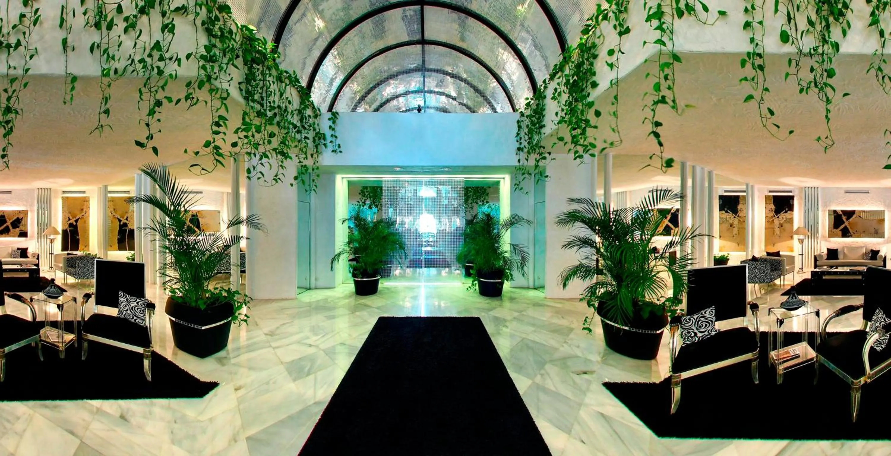 Lounge or bar in Hotel Suites Albayzin Del Mar