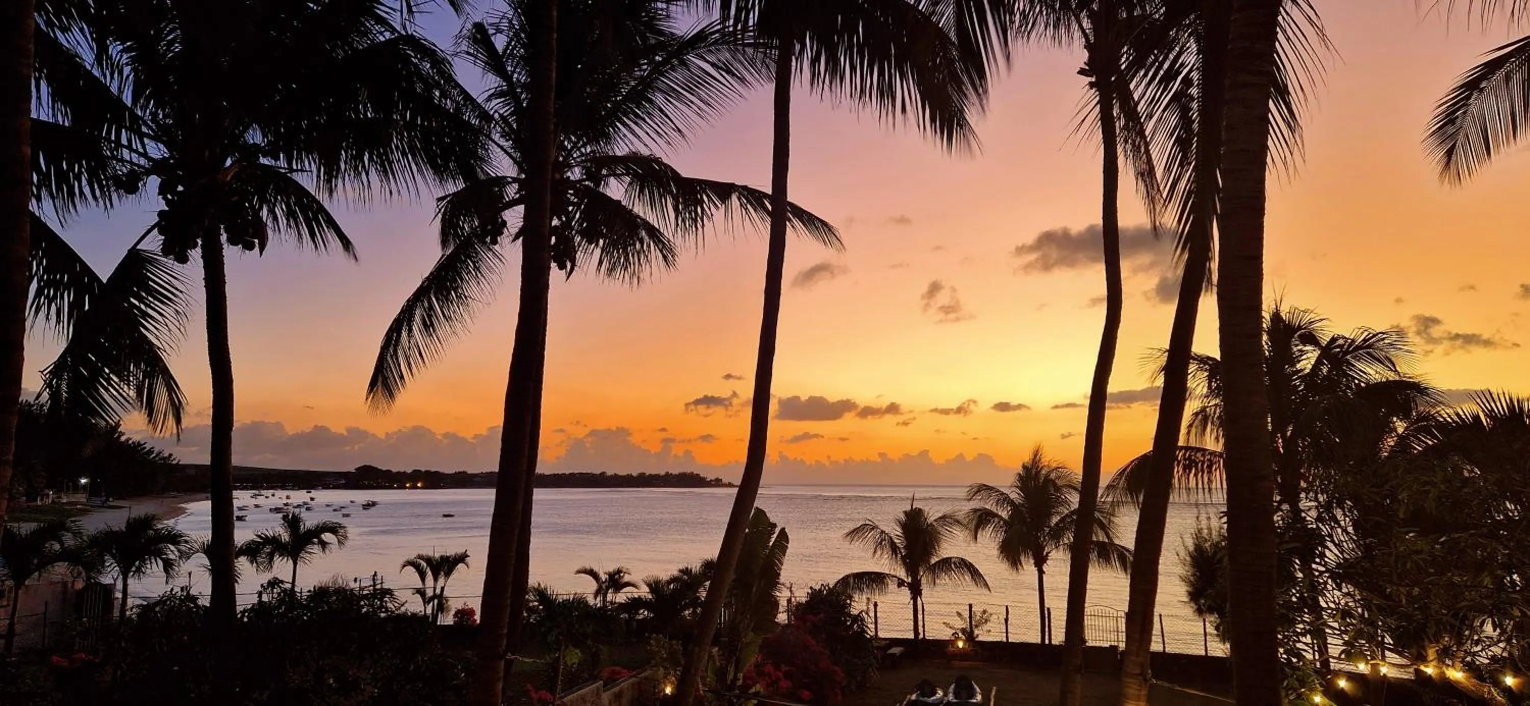 Sea view in La Maison de la plage - Guest House