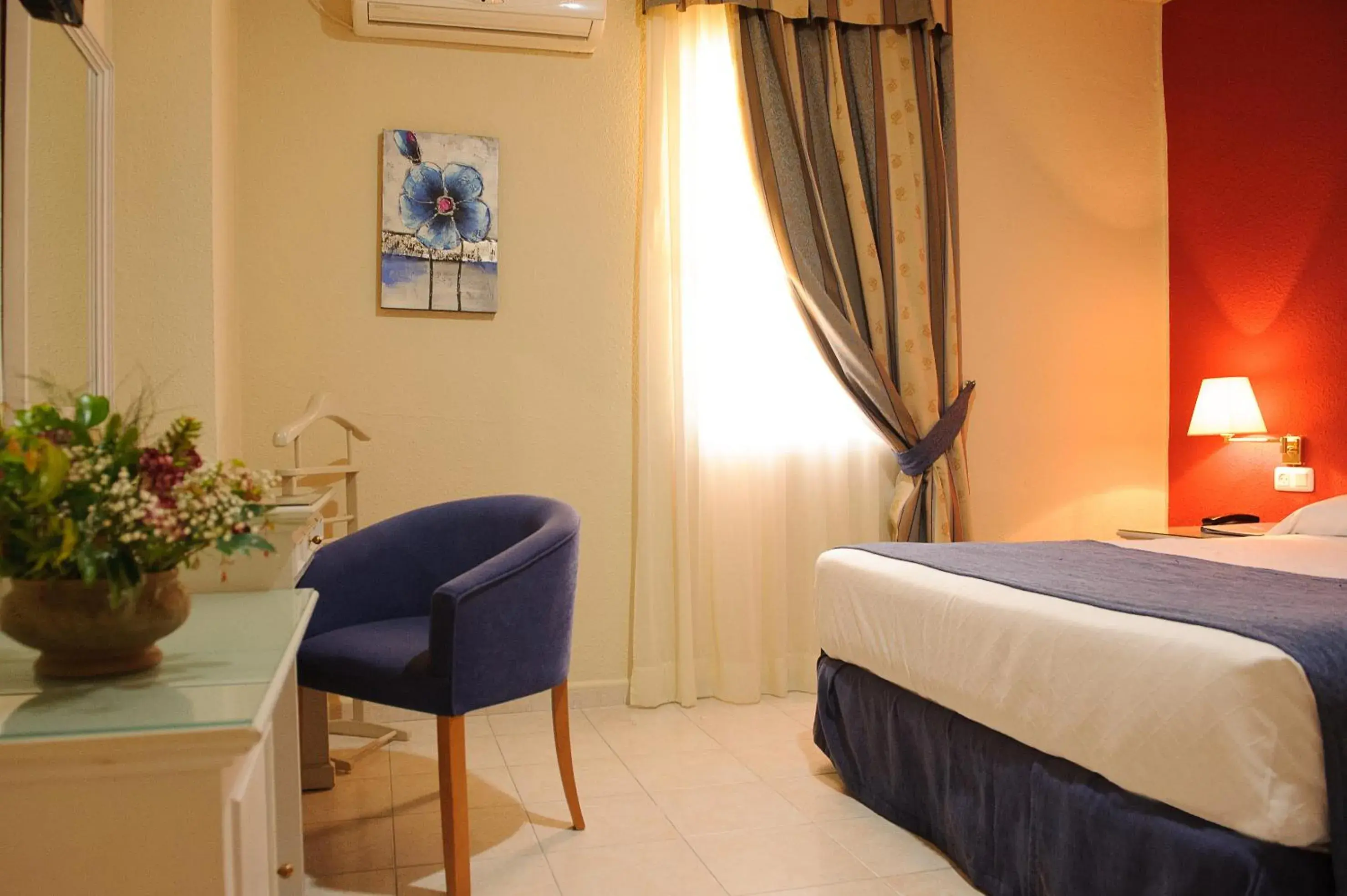 Photo of the whole room, Bed in Hotel Dunas Puerto Photo of the whole room, Bed in Hotel Dunas Puerto