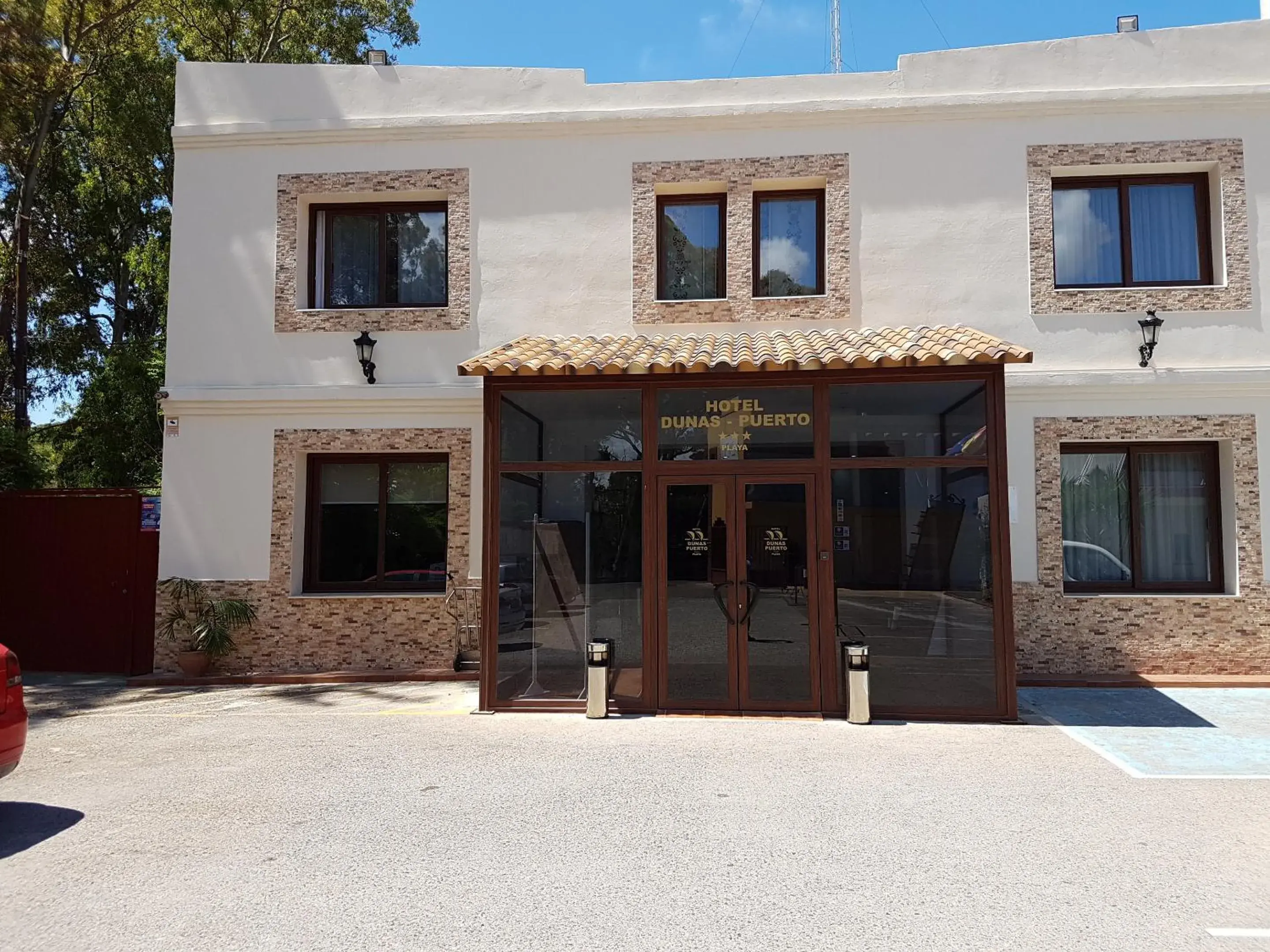 Facade/entrance in Hotel Dunas Puerto Facade/entrance in Hotel Dunas Puerto