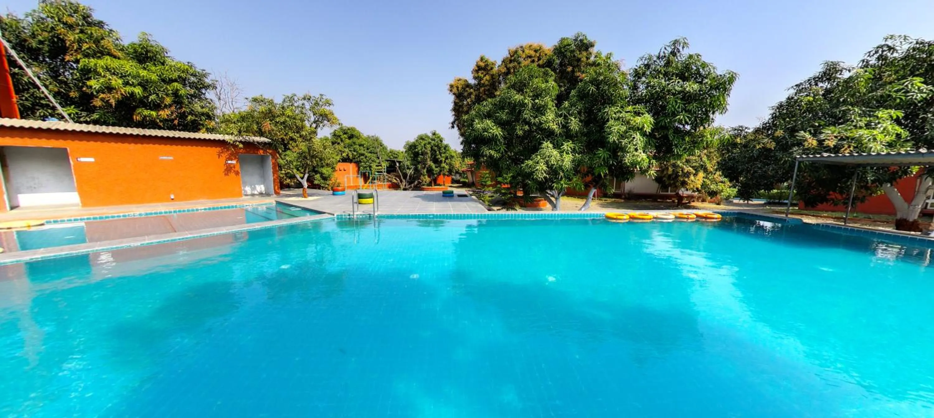 Swimming pool in Amraness Luxury Resort Sasan Gir