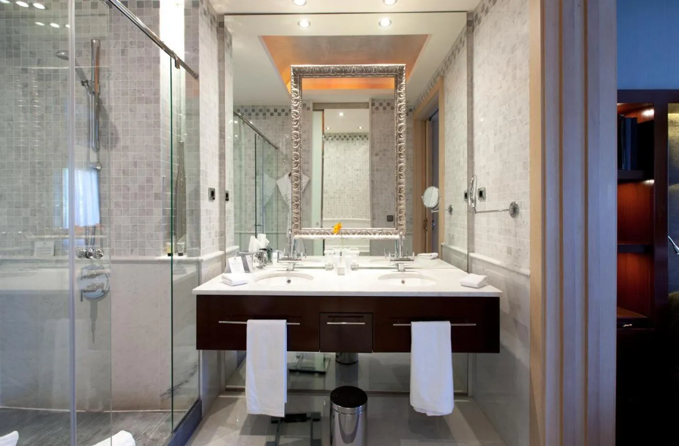 Bathroom in Hotel Casa Fuster G.L Monumento