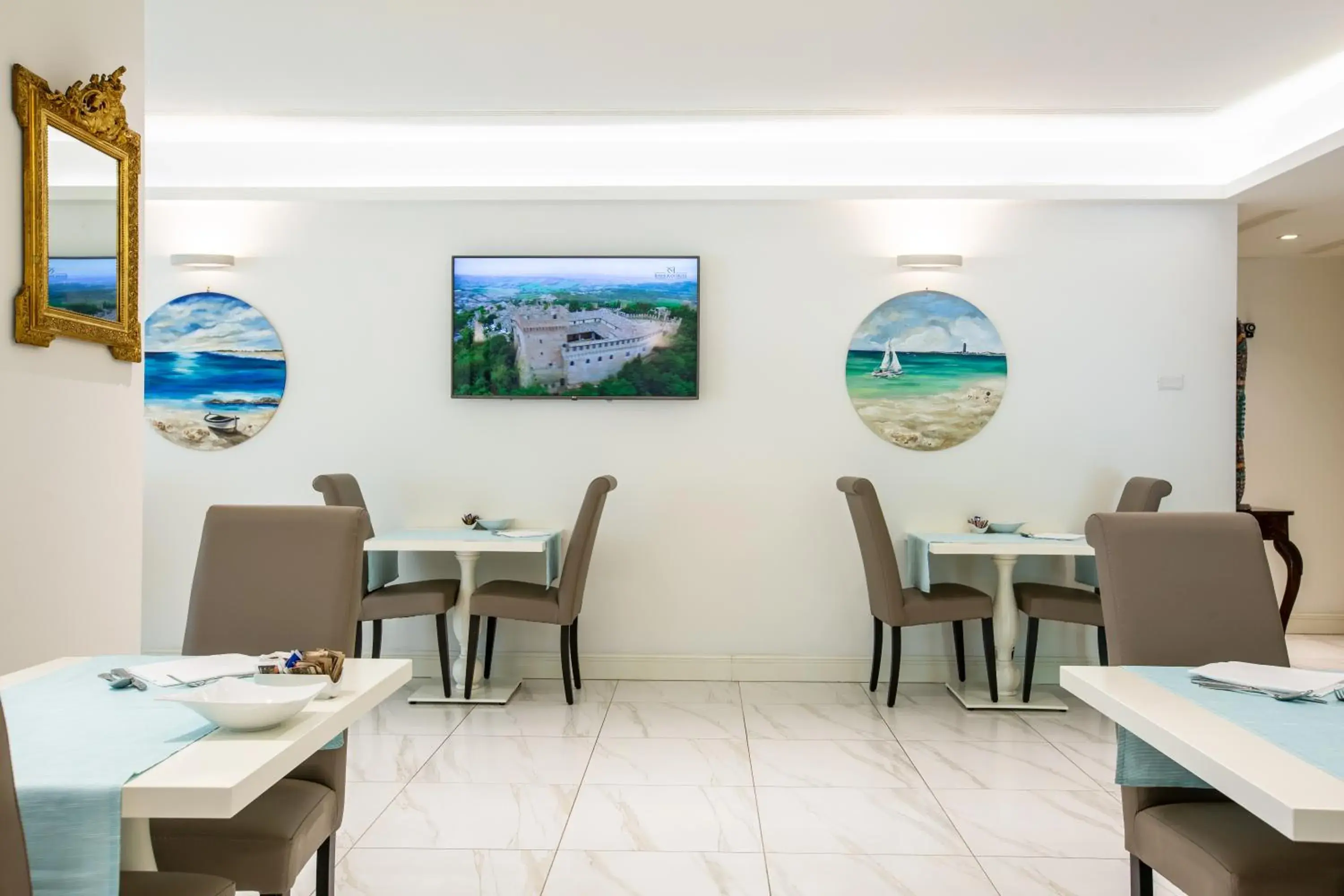 Restaurant/places to eat in Rimini Suite Hotel Restaurant/places to eat in Rimini Suite Hotel