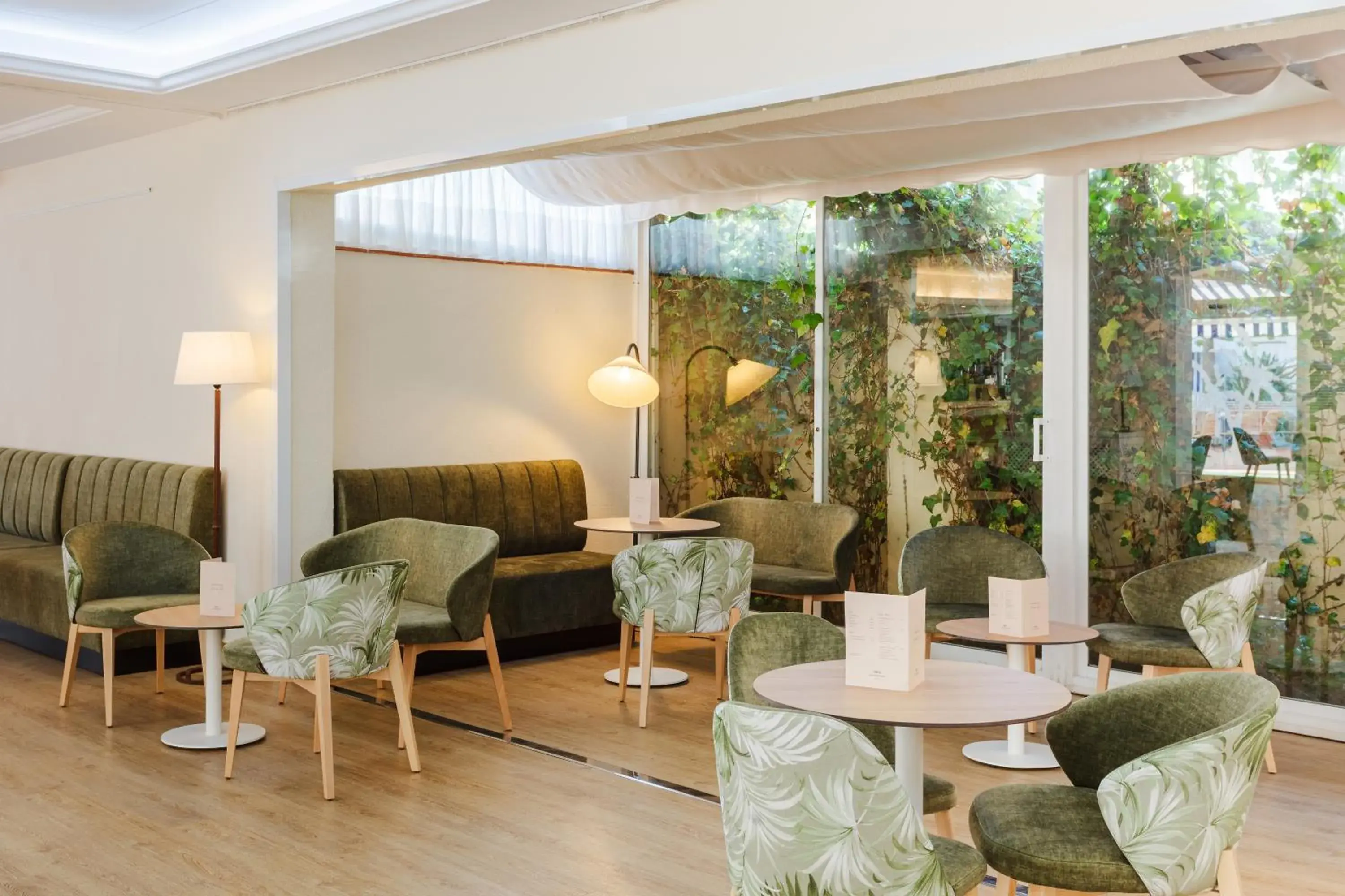 Living room in DWO Les Palmeres Living room in DWO Les Palmeres