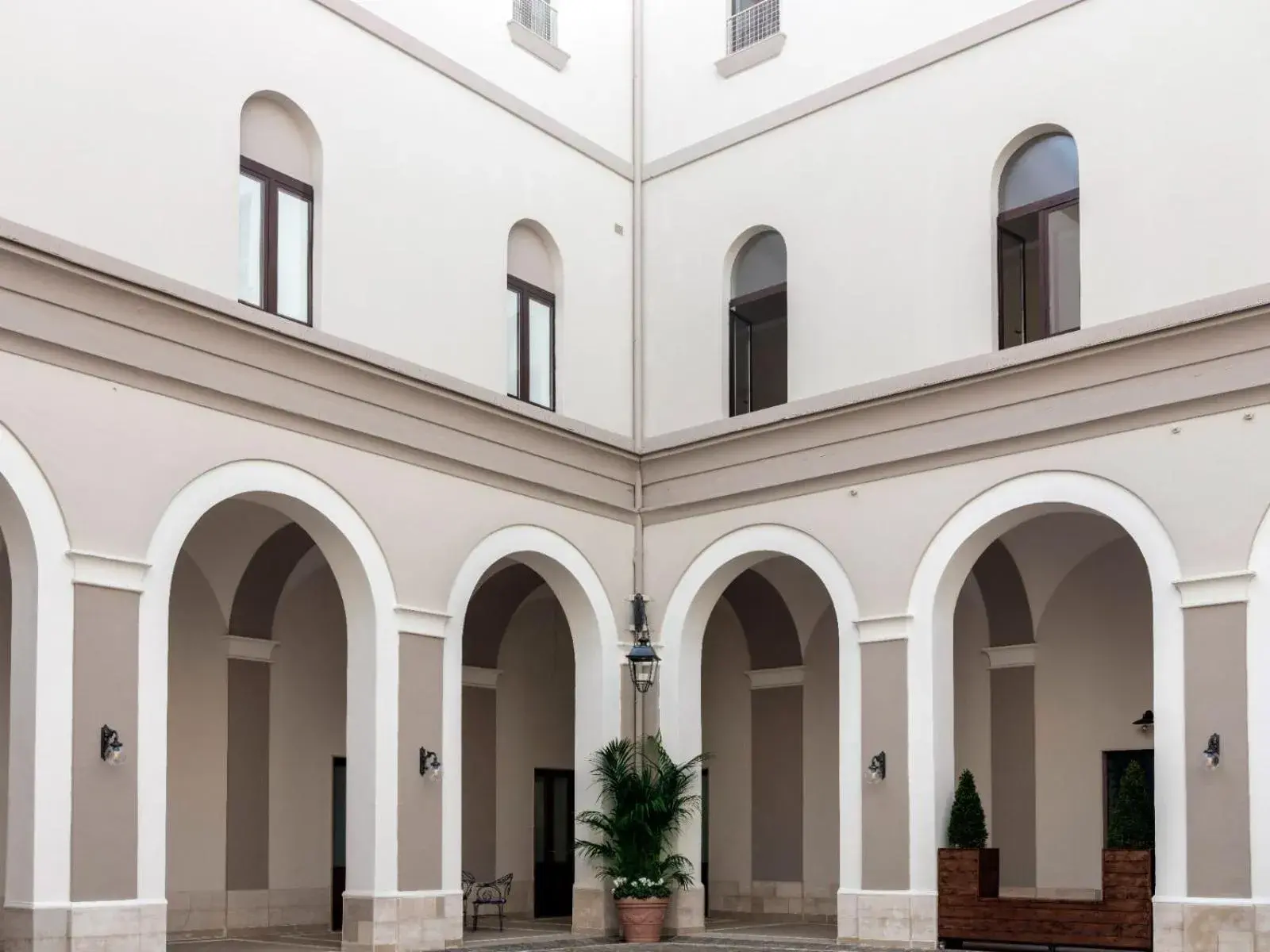 Facade/entrance in Chiostro San Francesco - Casa di Ospitalità Religiosa Facade/entrance in Chiostro San Francesco - Casa di Ospitalità Religiosa