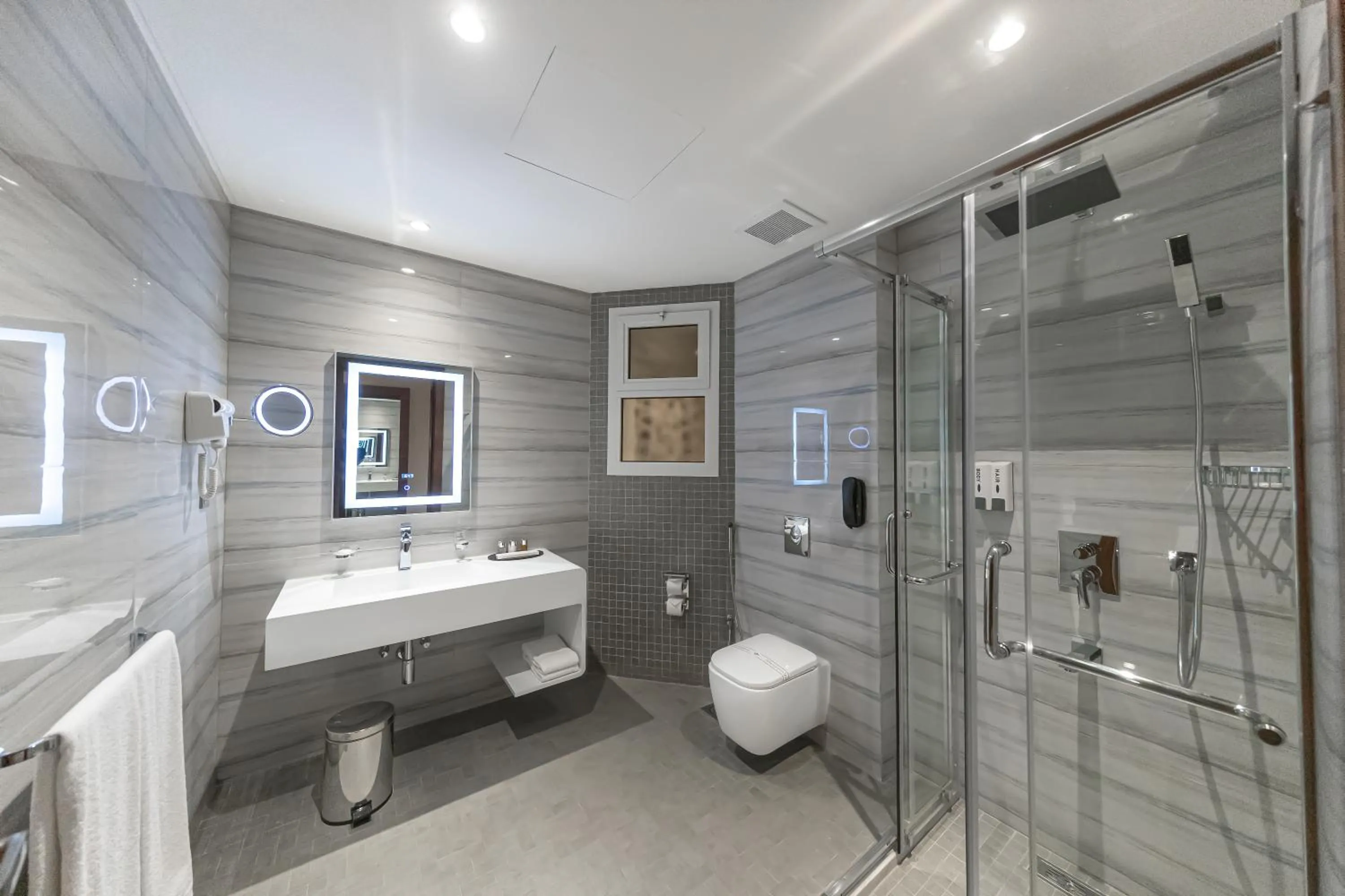 Toilet in Boudl Al Sulimanyah