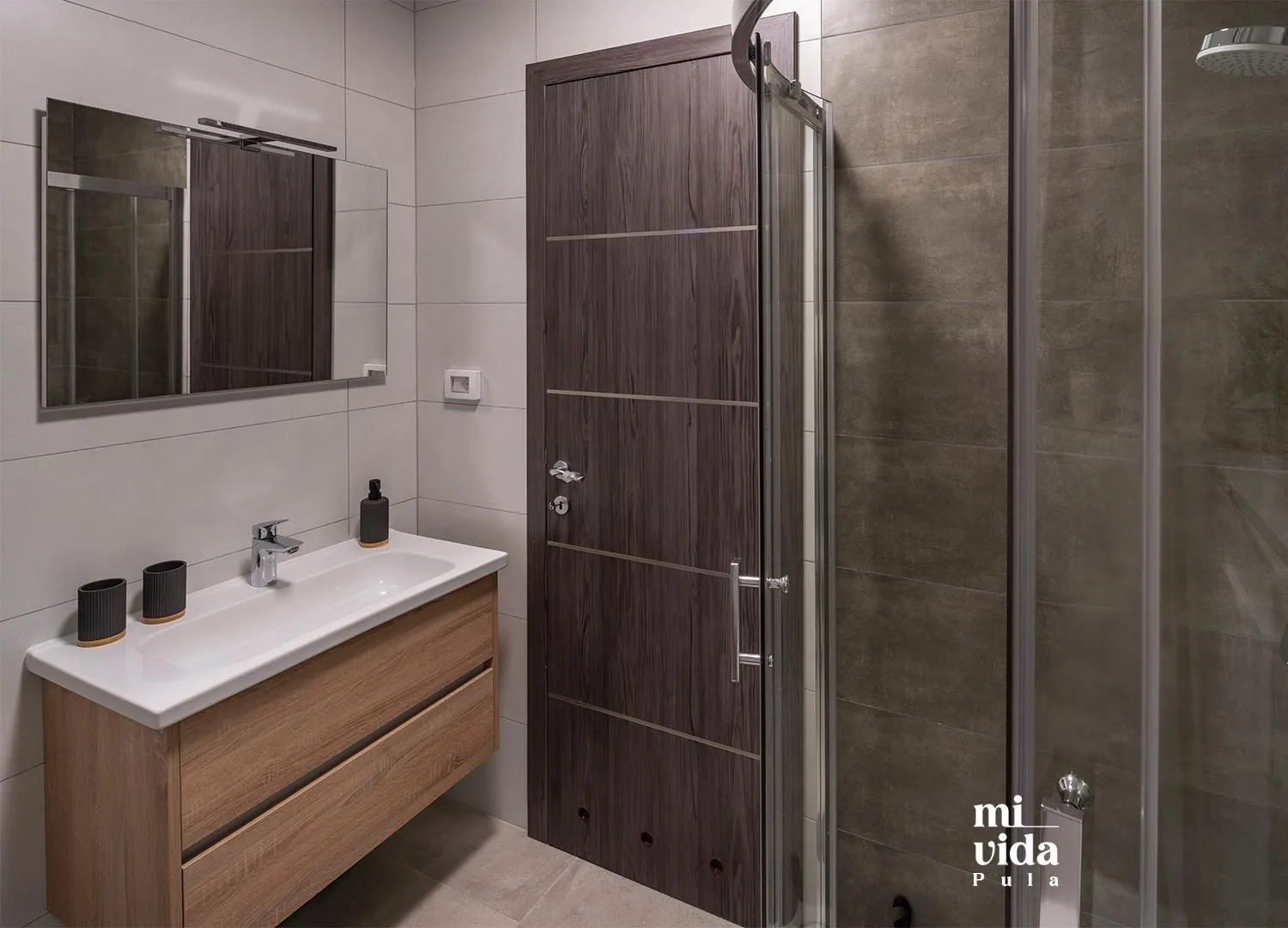 Bathroom in Seaside view - Family & Friends Apartment
