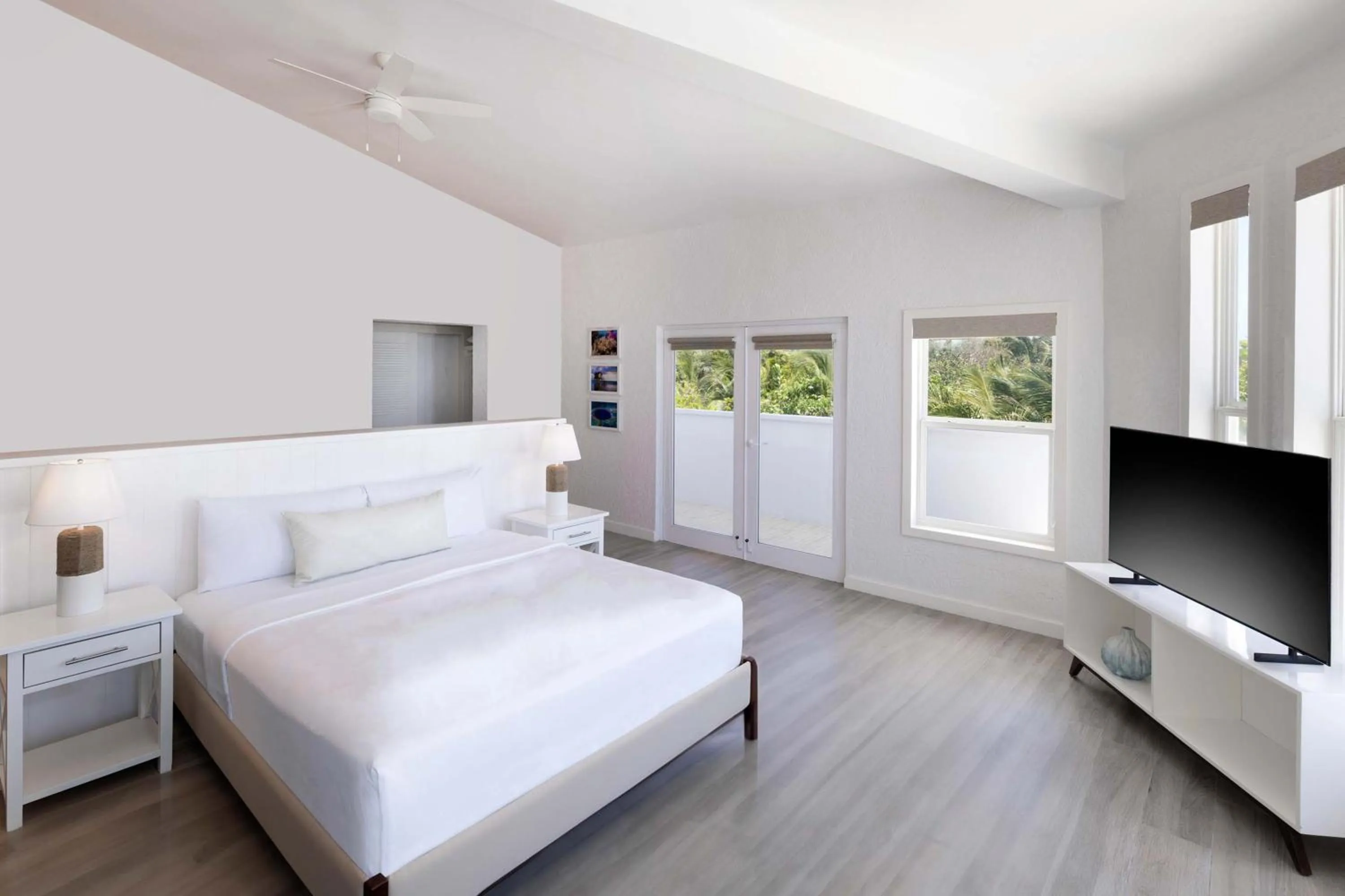 Bedroom, Bed in Reef Haven Belize