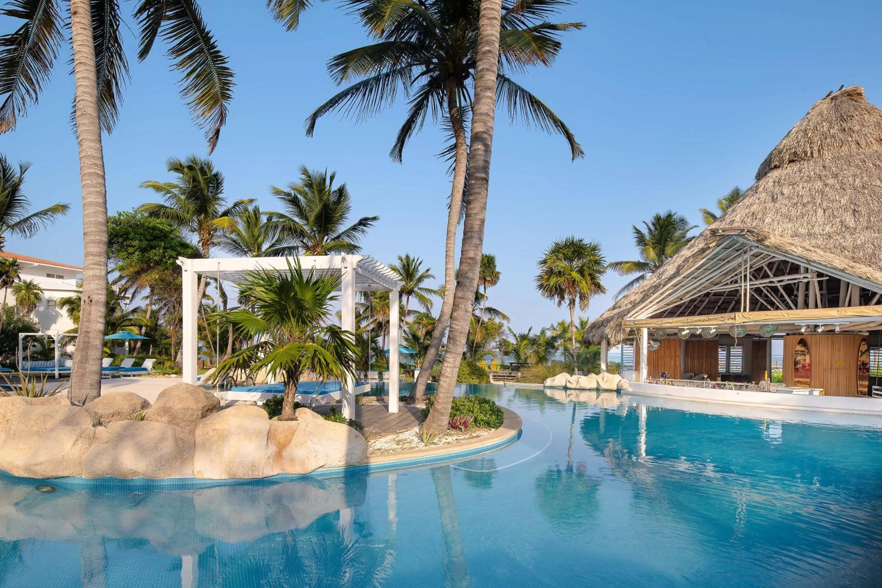Lounge or bar in Reef Haven Belize