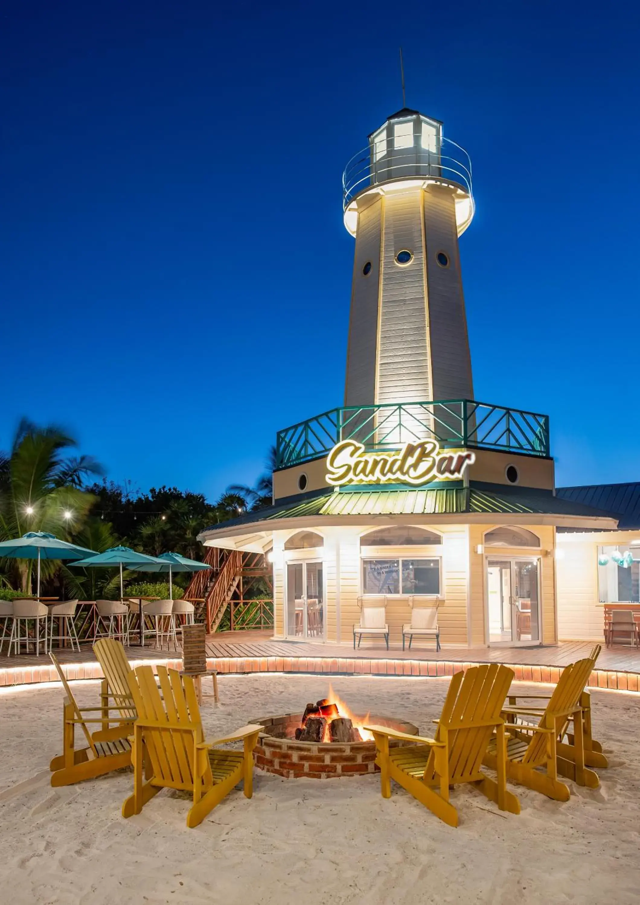 Lounge or bar in Margaritaville Beach Resort Ambergris Caye - Belize Lounge or bar in Margaritaville Beach Resort Ambergris Caye - Belize