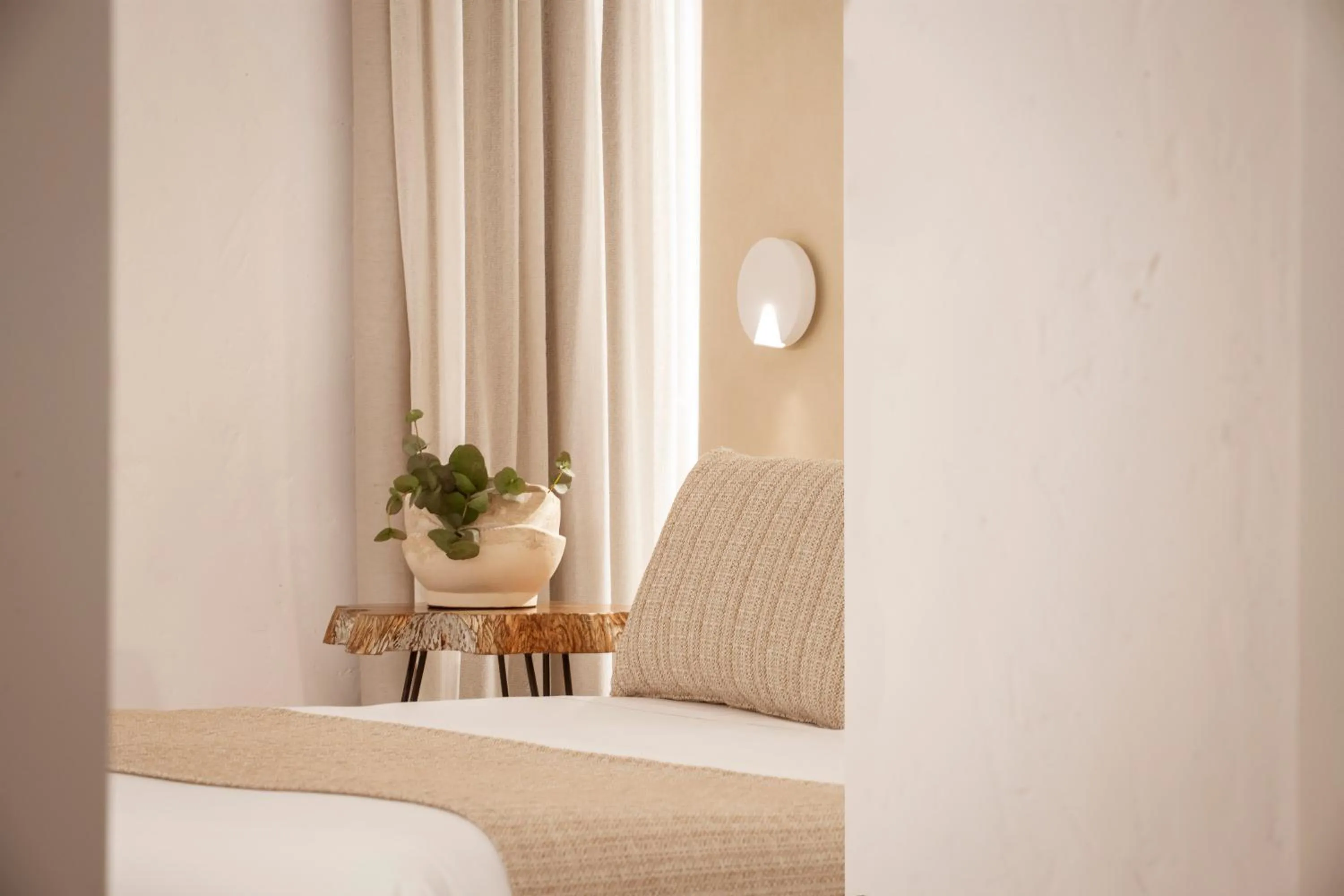 Bedroom, Bed in Mas Tapiolas