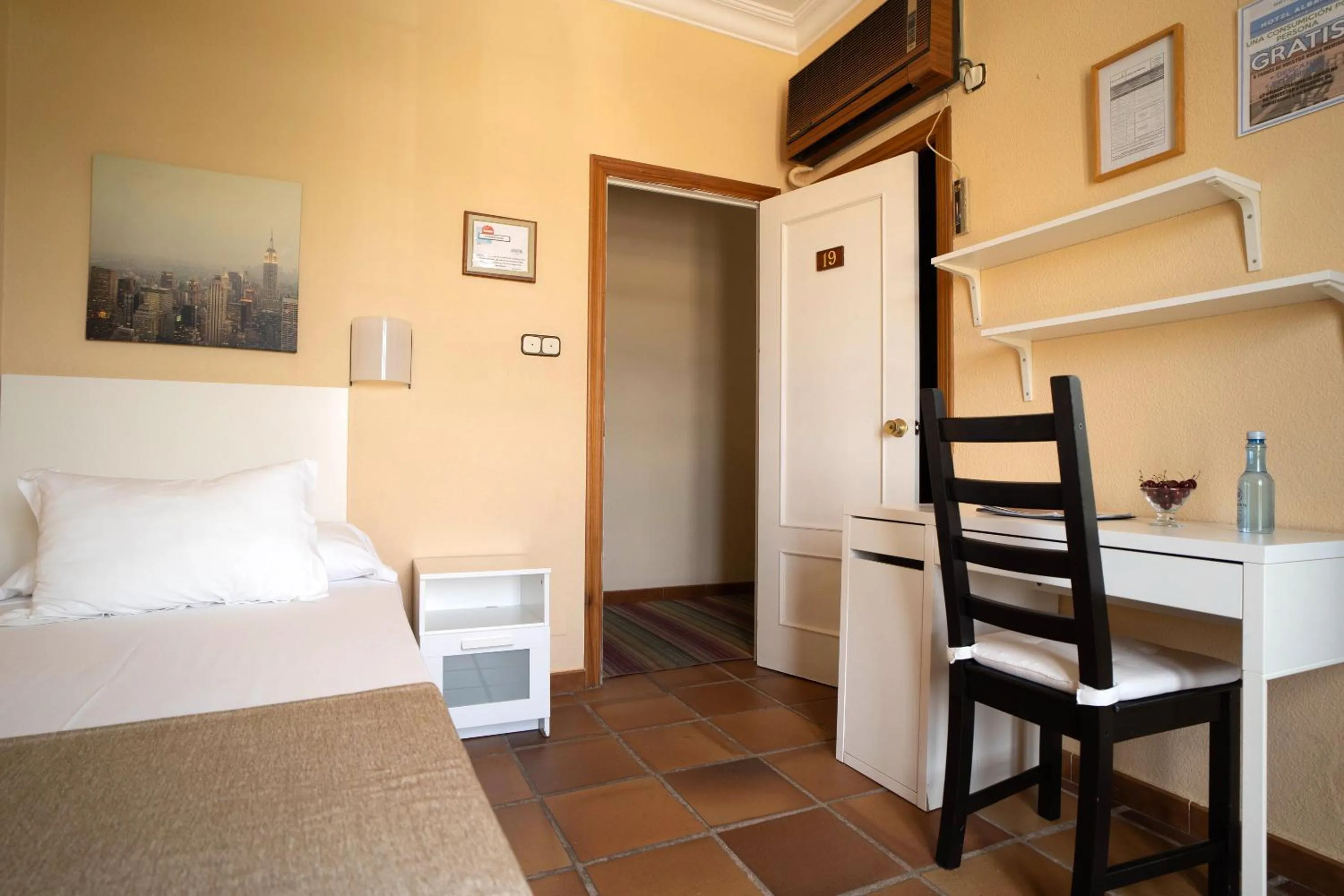Property building, Bed in Hotel Albaida Nature