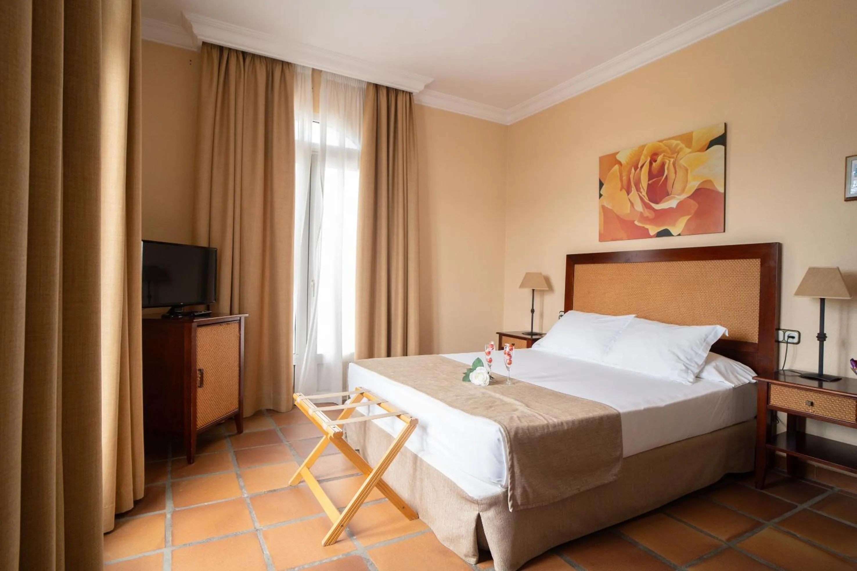 Property building, Bed in Hotel Albaida Nature