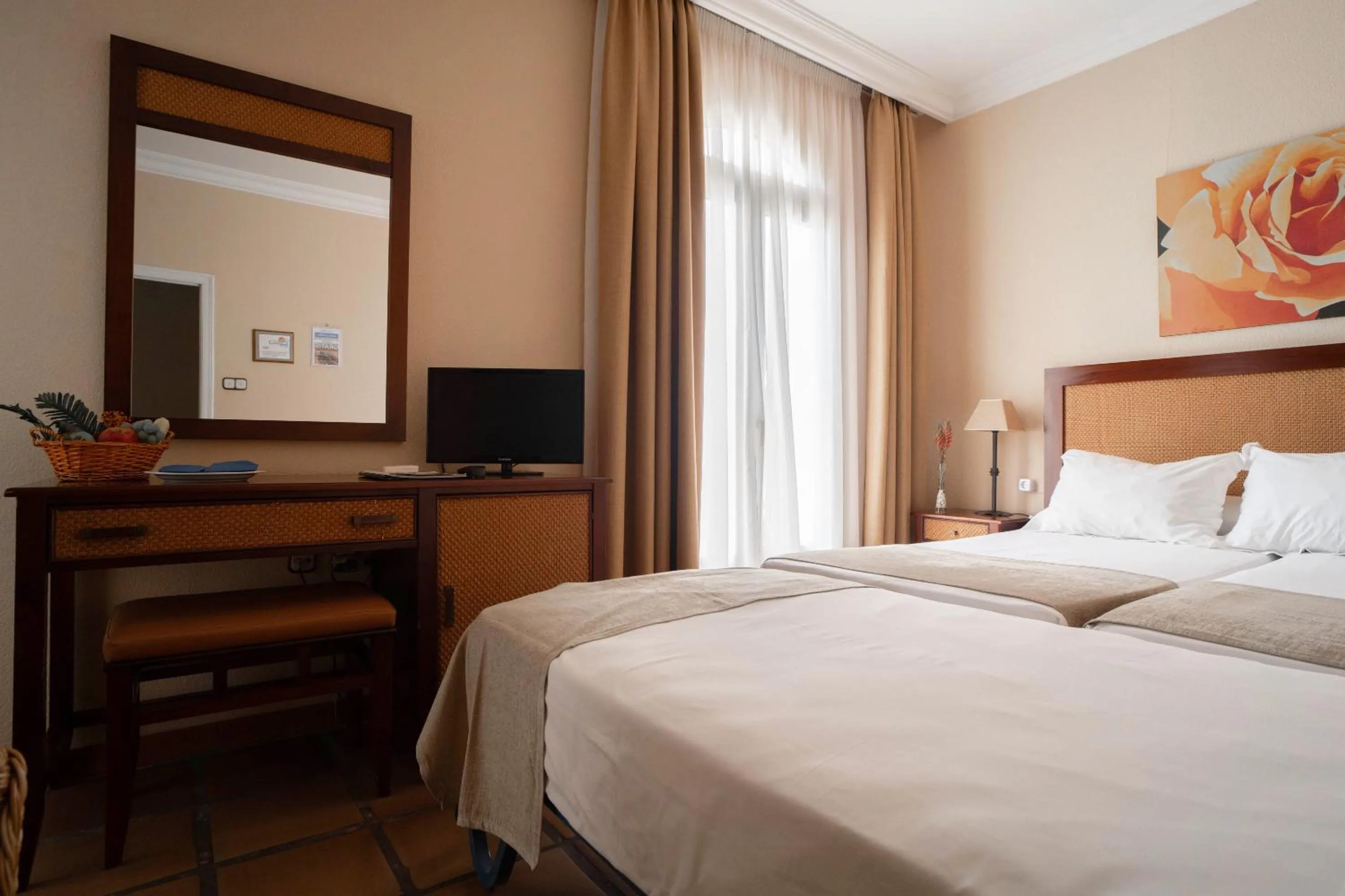 Property building, Bed in Hotel Albaida Nature