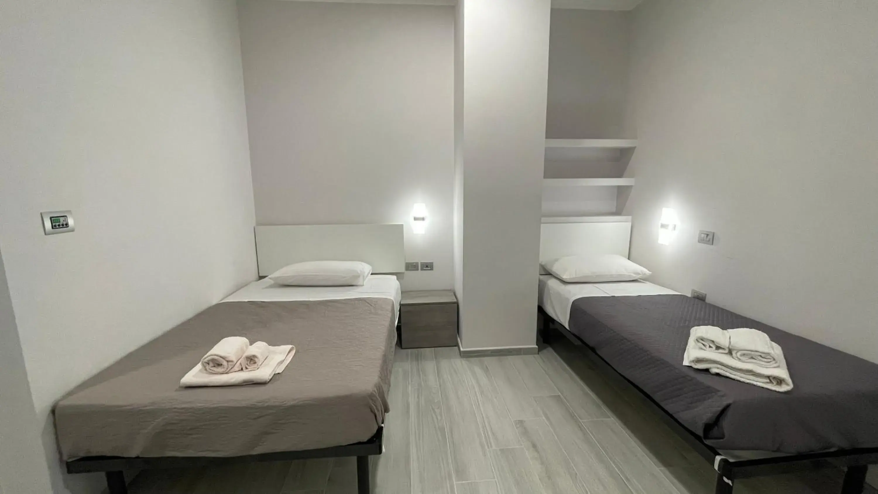 Large Twin Room - single occupancy in Hotel Prestige Large Twin Room - single occupancy in Hotel Prestige