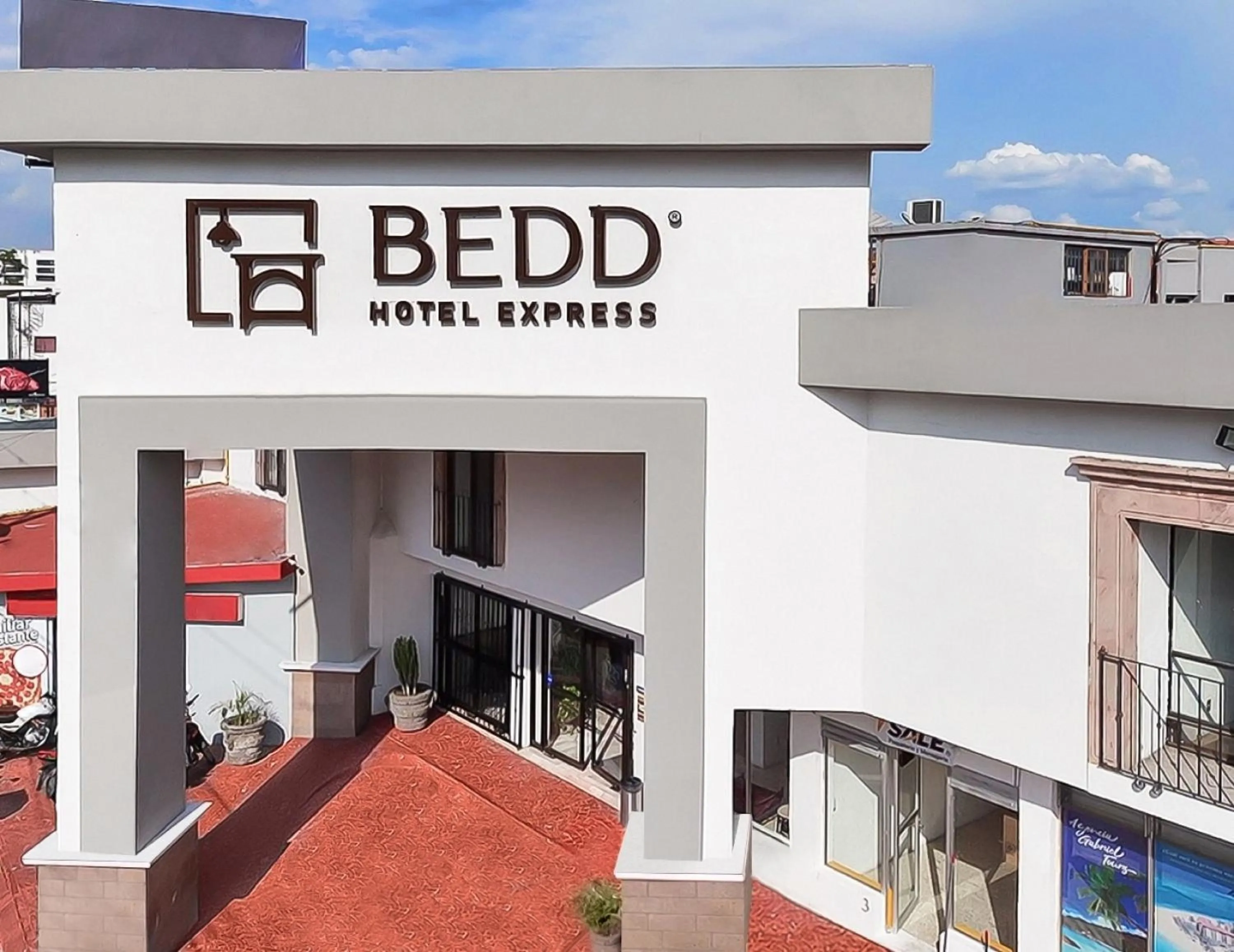 Facade/entrance in Hotel Bedd Express Querétaro