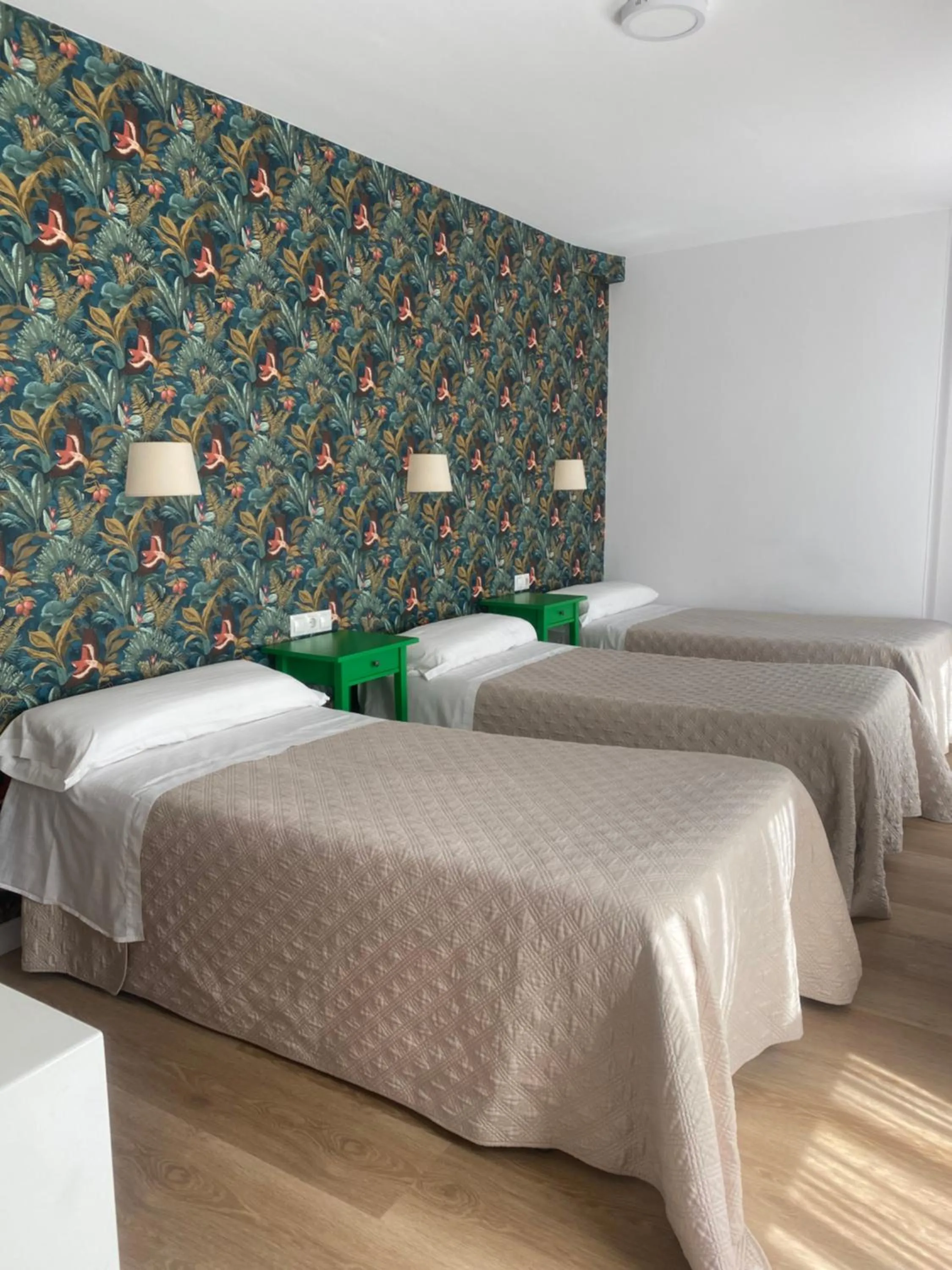 Bedroom, Bed in Hotel Ovetense